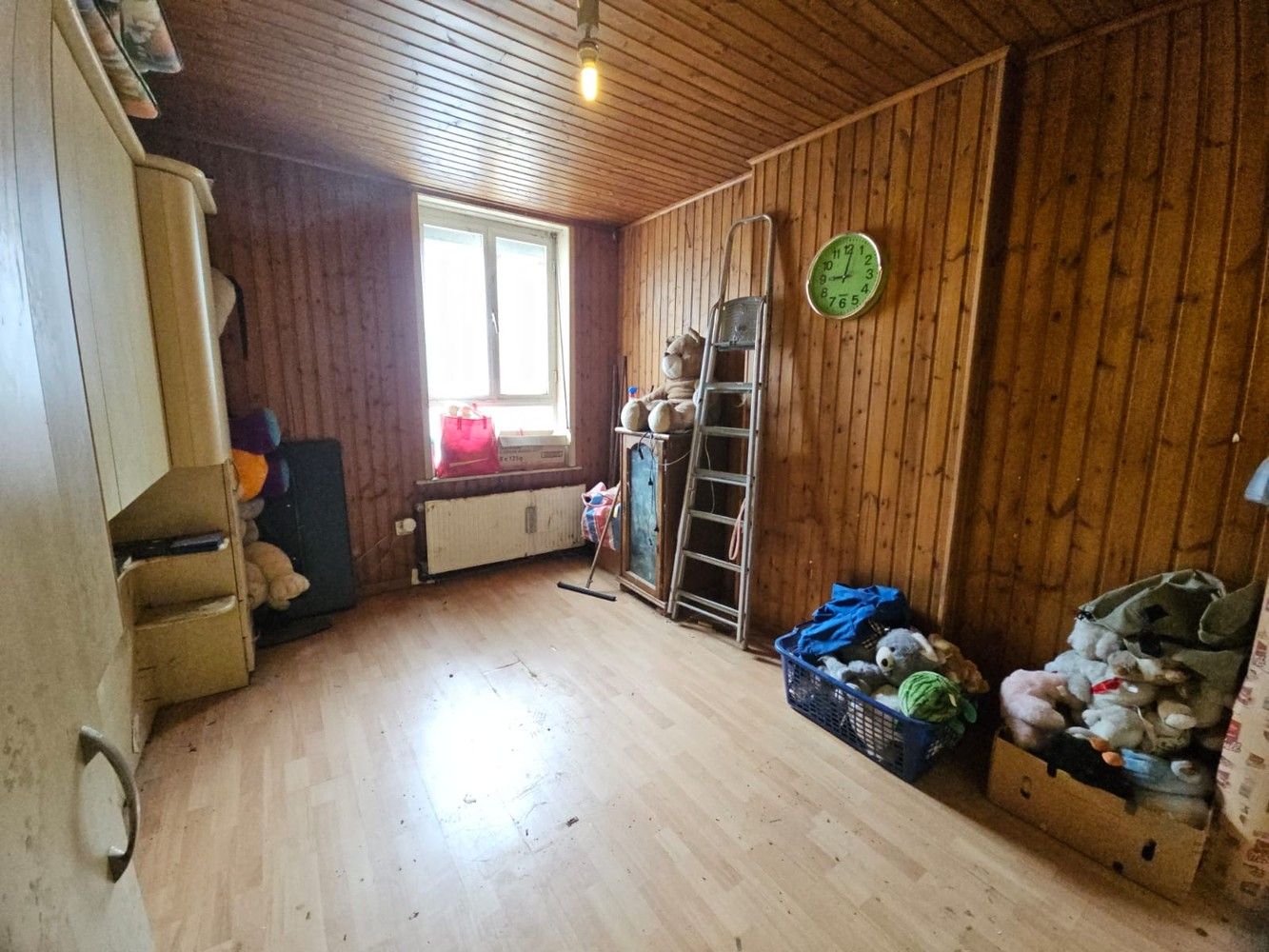 Te renoveren rijwoning nabij de Oudenberg foto 9