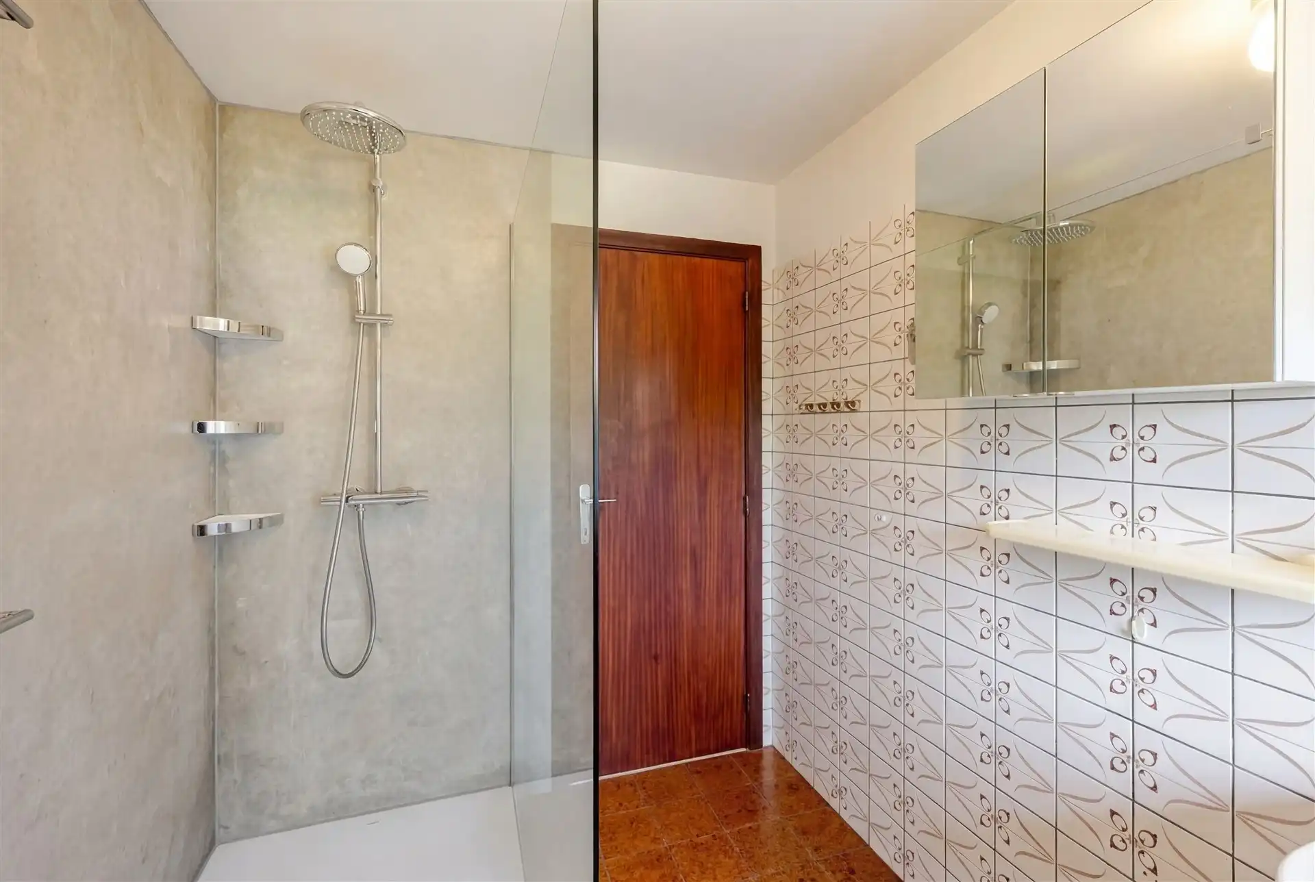 Bungalow met 4 slks, tuin en dubbele garage foto 17