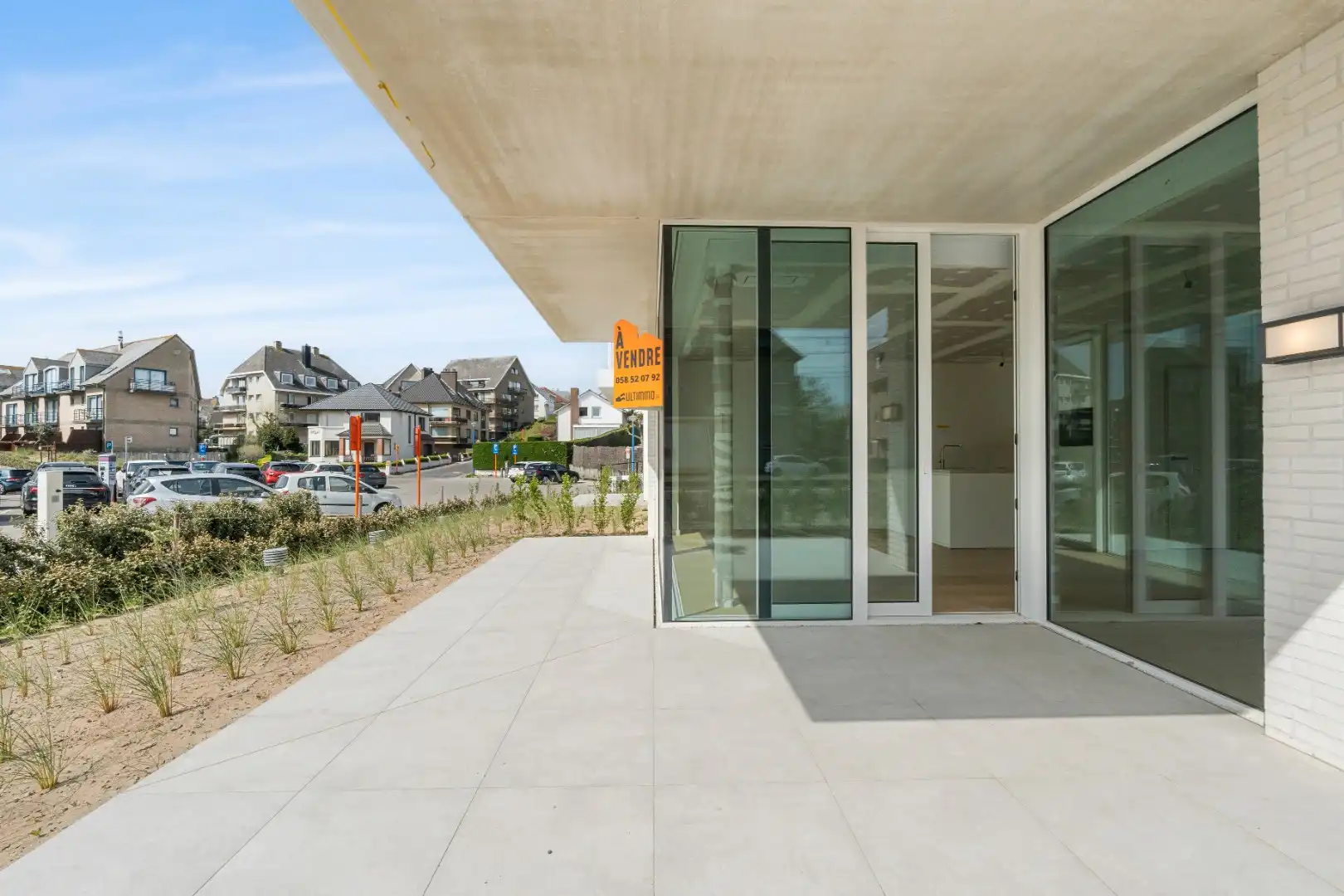 PRACHTIG NIEUWBOUWAPPARTEMENT OP 200 METER VAN DE ZEEDIJK foto {{pictureIndex}}