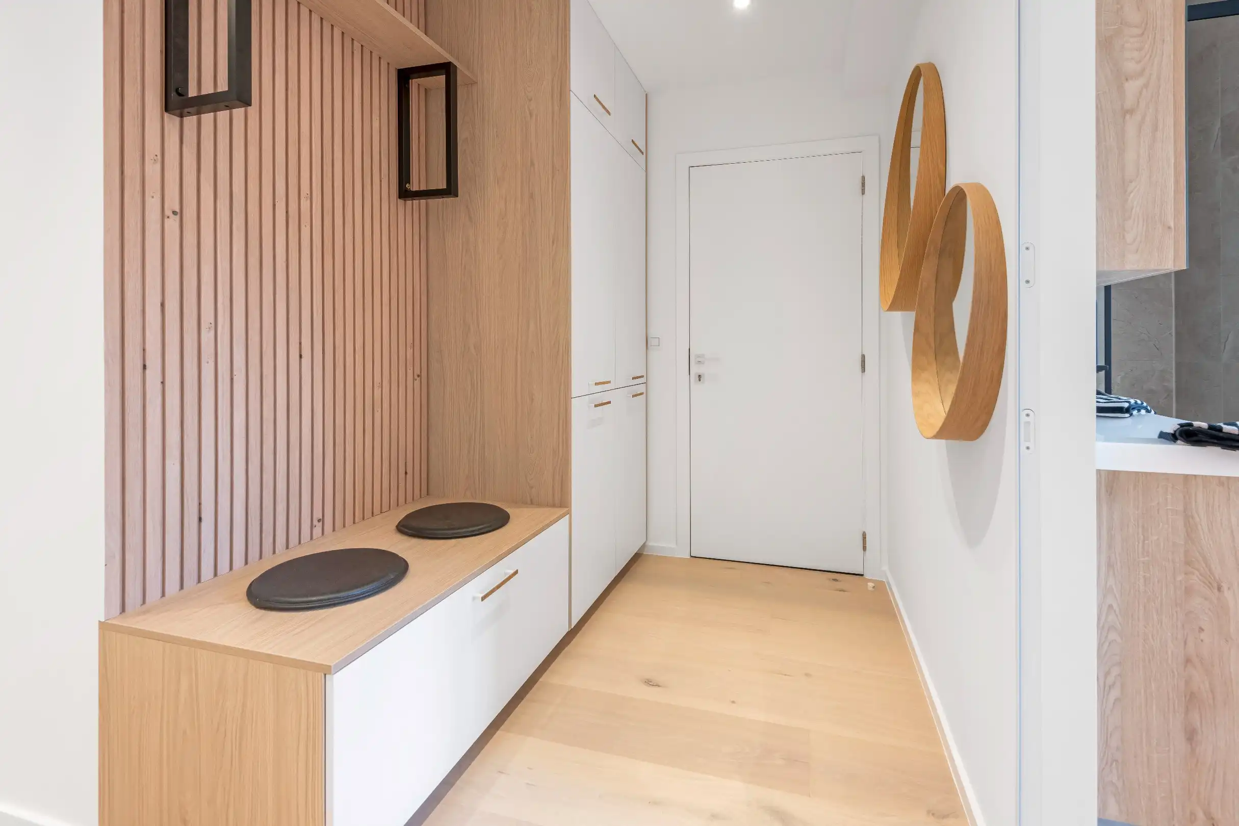 Prachtig gerenoveerd appartement gelegen te Albertstrand met open - en zeezicht foto 12