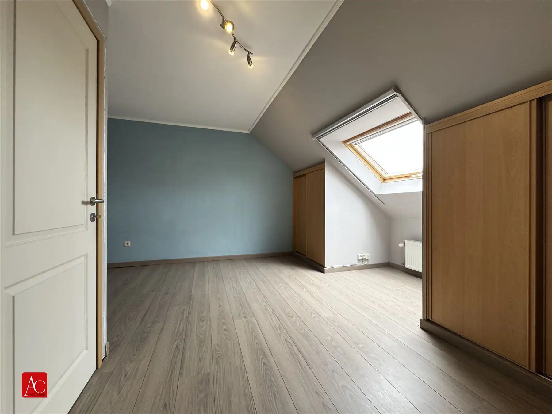 Instapklare ééngezinswoning met 4 slaapkamers foto 28