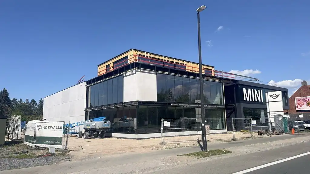 Nieuwbouw showroom met magazijn te huur langs N43 in Sint-Denijs-Westrem foto 11