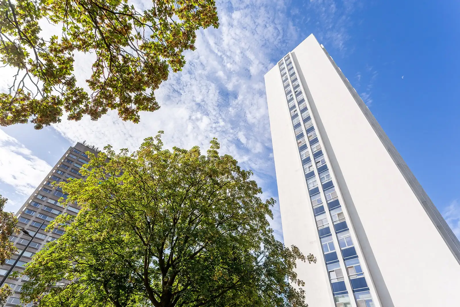 Lichtrijk 2-slaapkamerappartement met ruim terras en panoramisch uitzicht foto 29