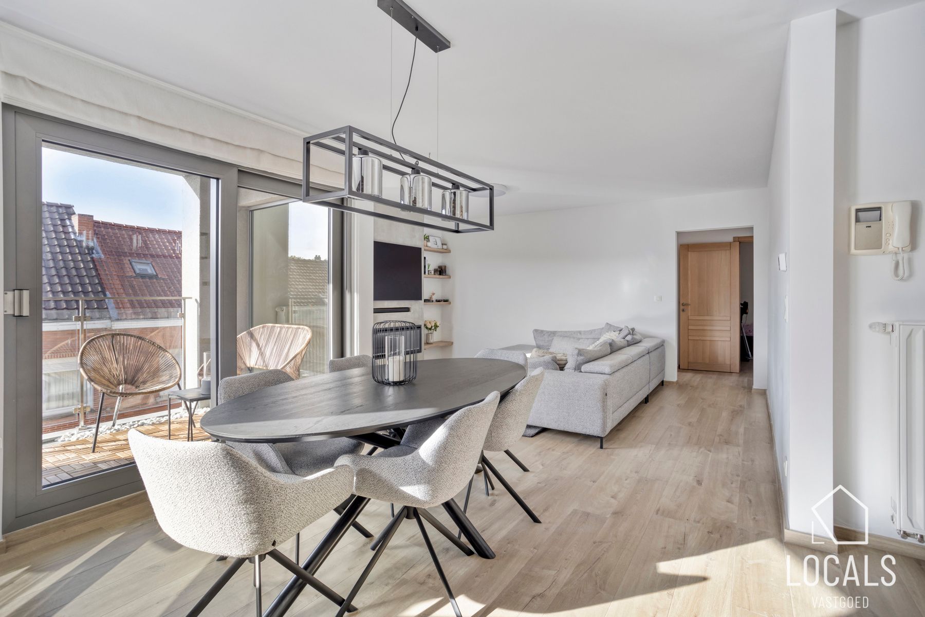 Instapklaar appartement met garage in Denderleeuw foto 2