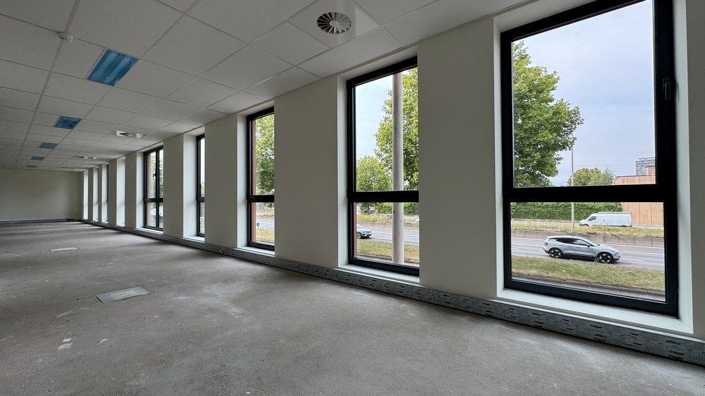 Moderne kantoren te huur in Zuidas A12 te Wilrijk foto 8