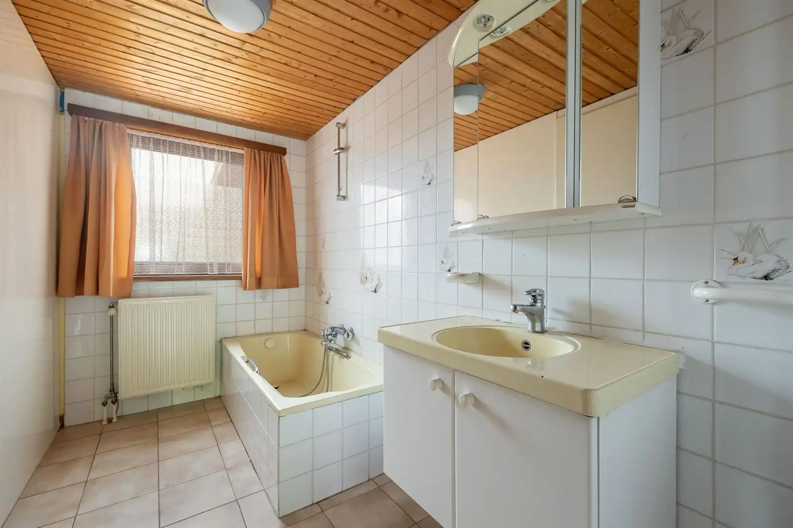 Karaktervolle half open villa met grote tuin 1.189m² in een rustige straat. foto 12