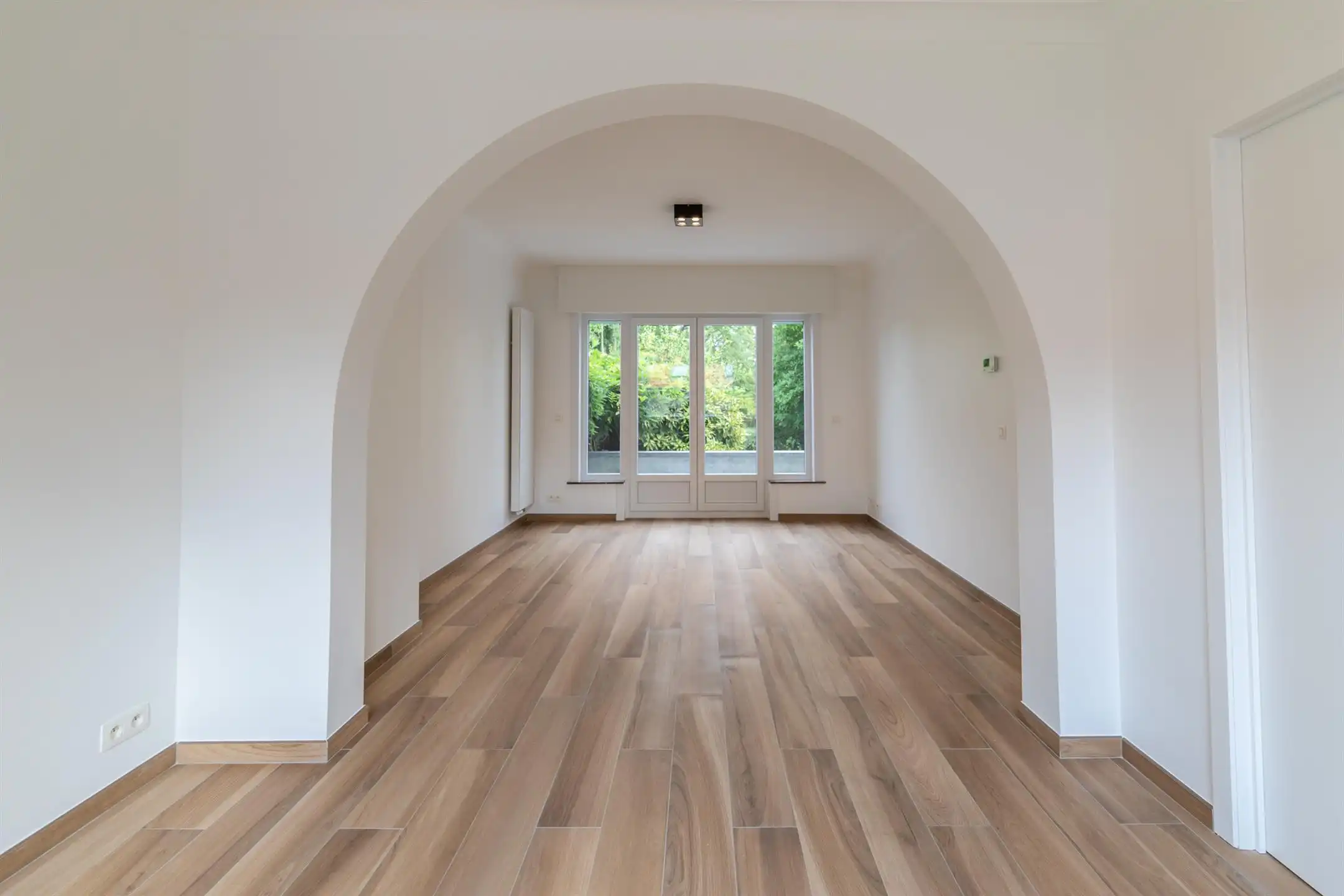 Mooie gerenoveerde woning met 3 slaapkamers foto 3