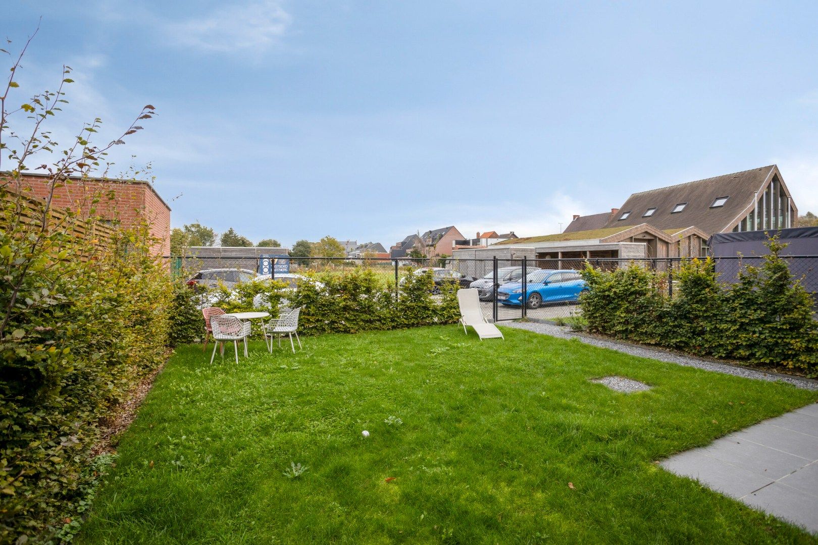 Instapklaar gelijkvloers appartement met 2 slpks en ruime tuin gelegen in Geel !  foto 15