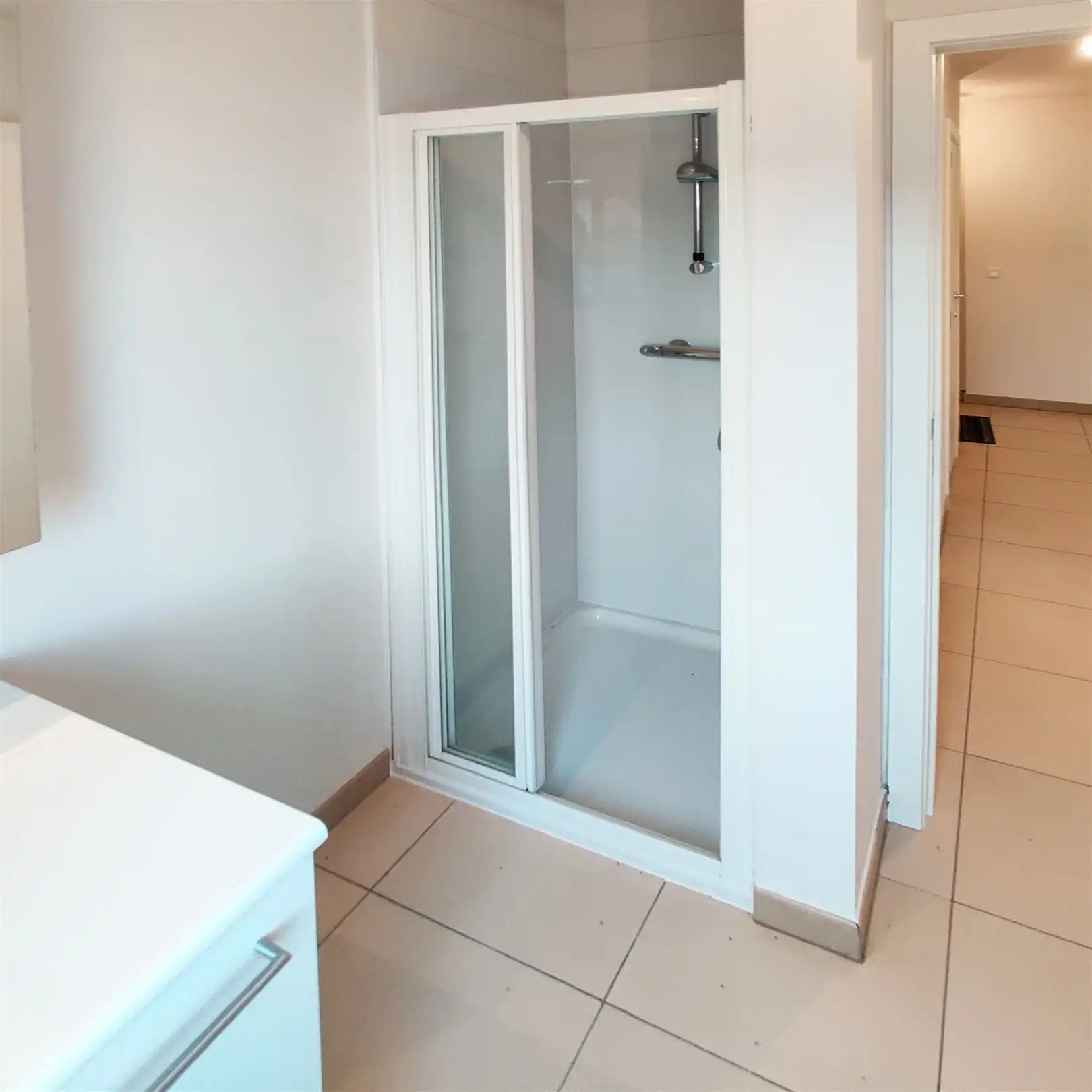 Appartement met autostaanplaats in centrum Oudenaarde foto 8