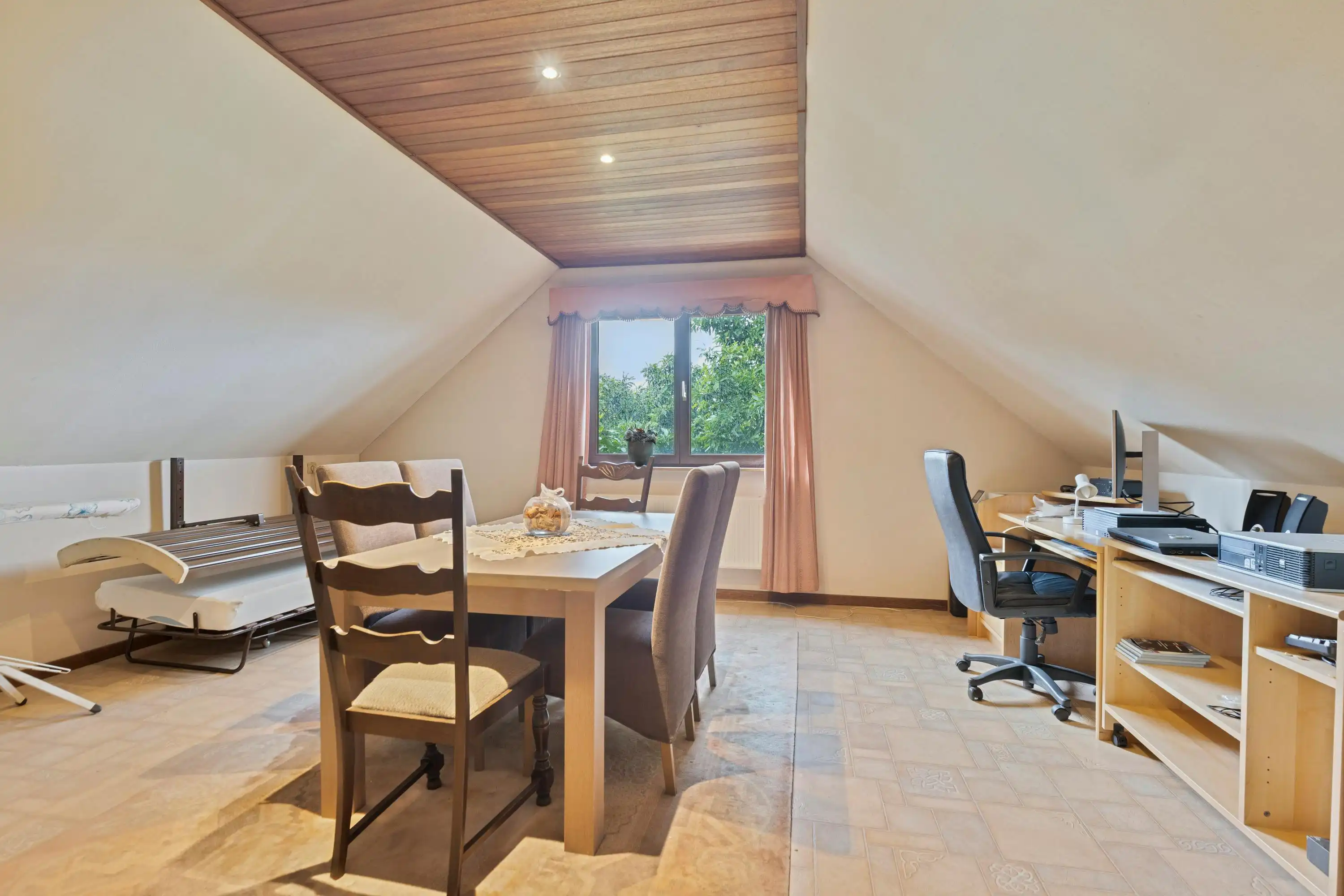 Charmante woning op toplocatie te koop in Sint-Job (Brecht)! foto 13