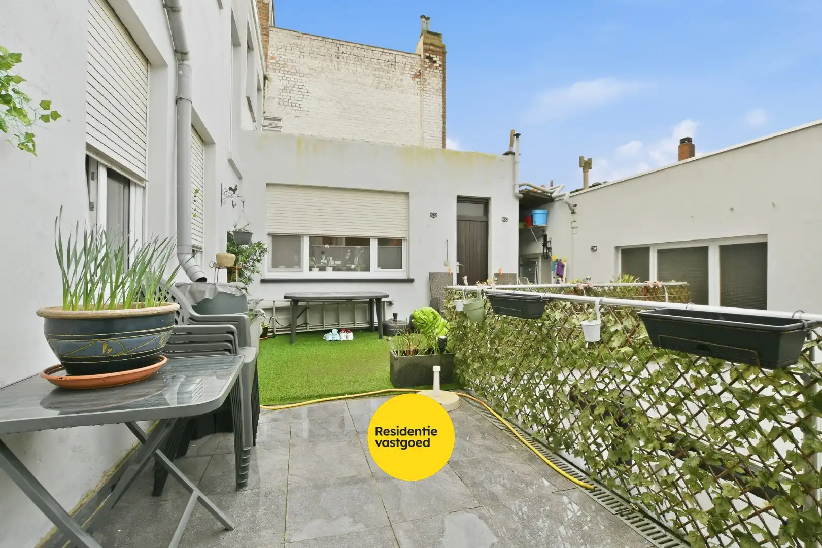 Karaktervol opbrengsteigendom met 4 appartementen nabij Grote Markt en strand in Blankenberge foto 7