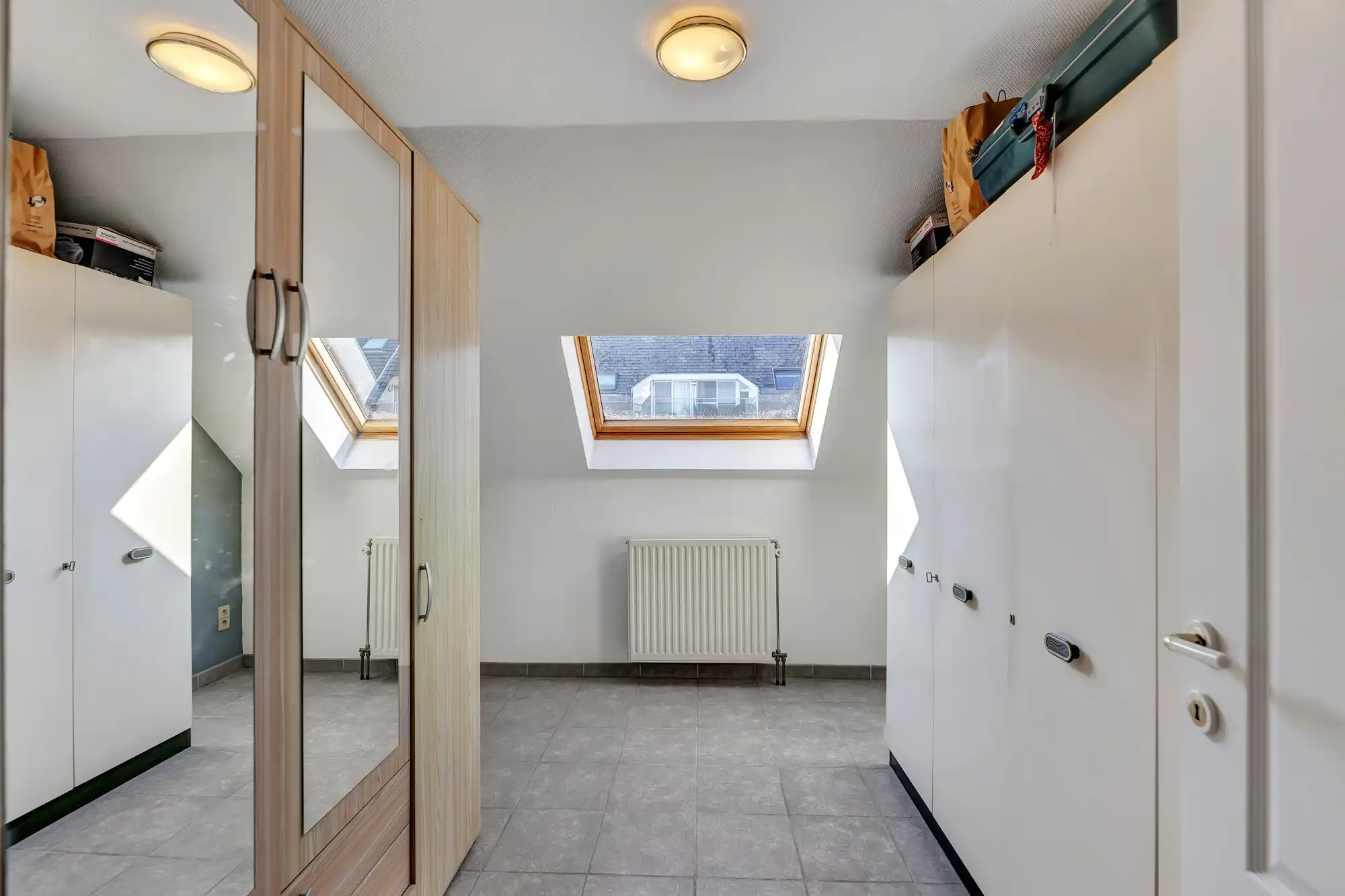 Bel-etage woning met 3 slaapkamers, garage en tuin foto 11