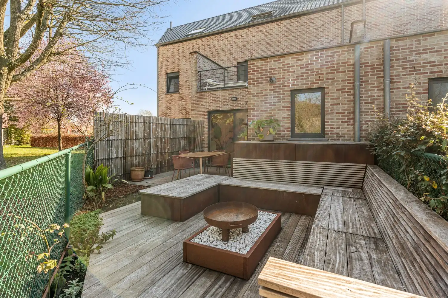 Moderne en energiezuinige(A-label) woning met 4 ruime slaapkamers, 2 badkamers, 2 autostaanplaatsen, een ruime kelder en een tuin te Kessel-Lo! foto 11