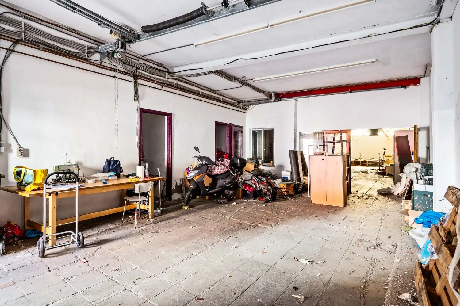 Riant magazijn met woonst centraal gelegen te Lier foto 4