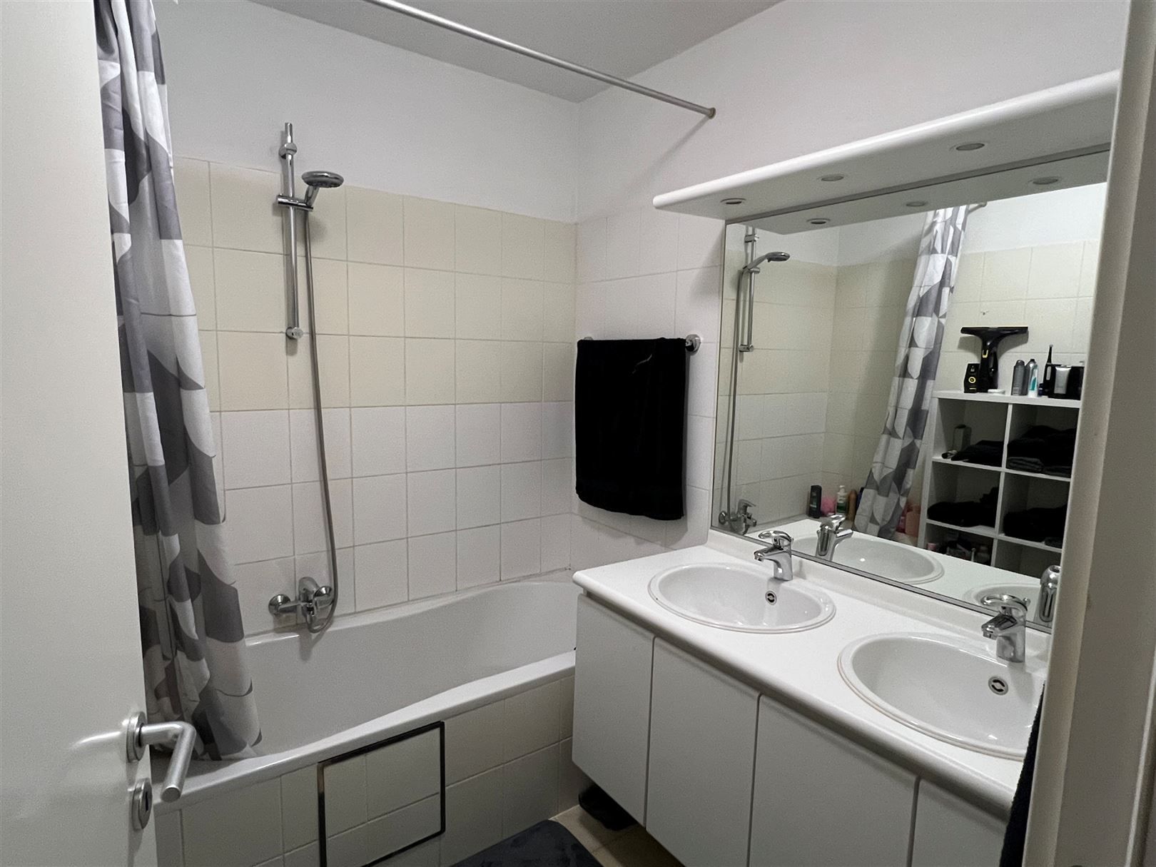 Gunstig gelegen appartement te huur foto 13