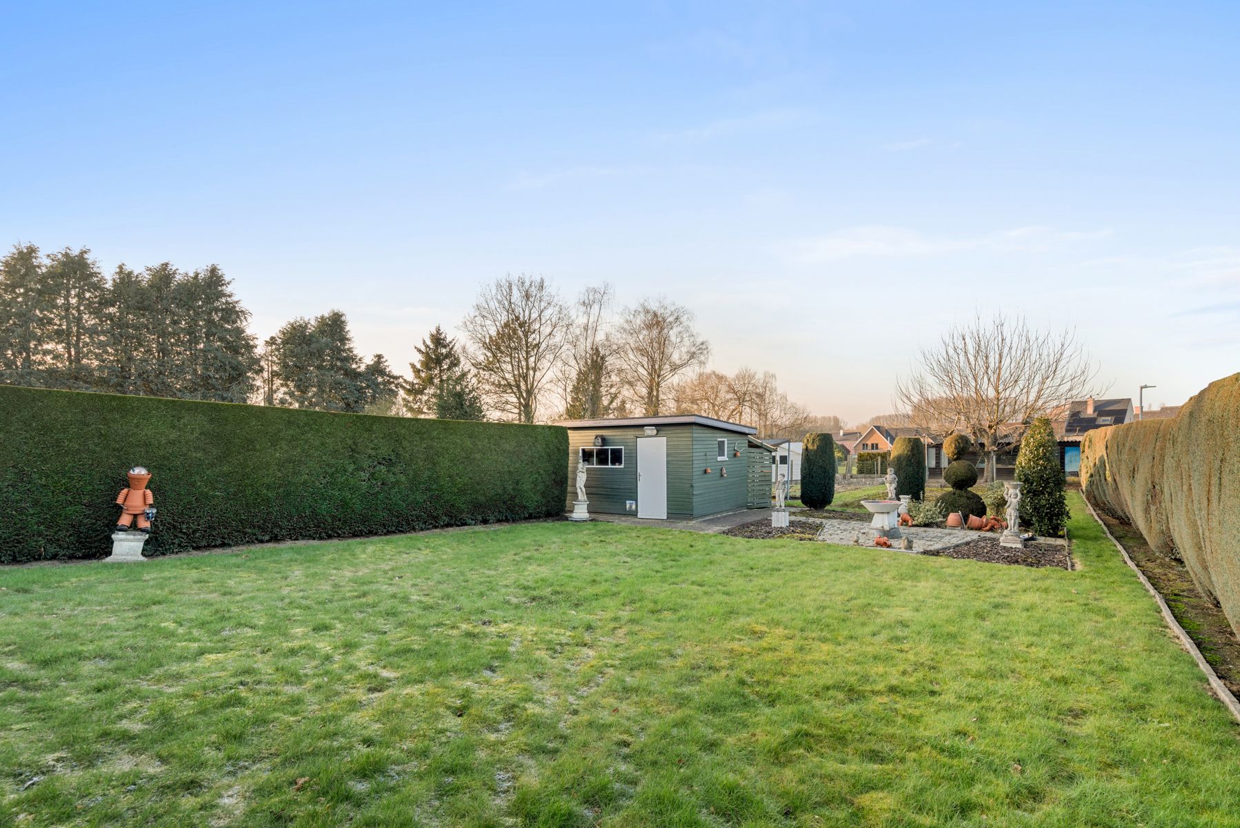 TE KOOP - ruime halfopen bebouwing met 4 slaapkamers foto 17