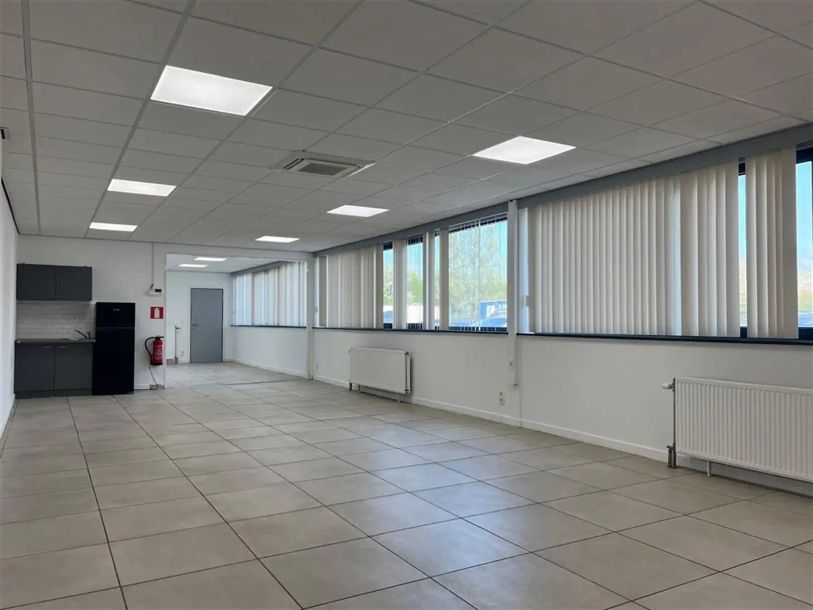 Kantoren gelegen vlakbij de Haven van Antwerpen foto 3