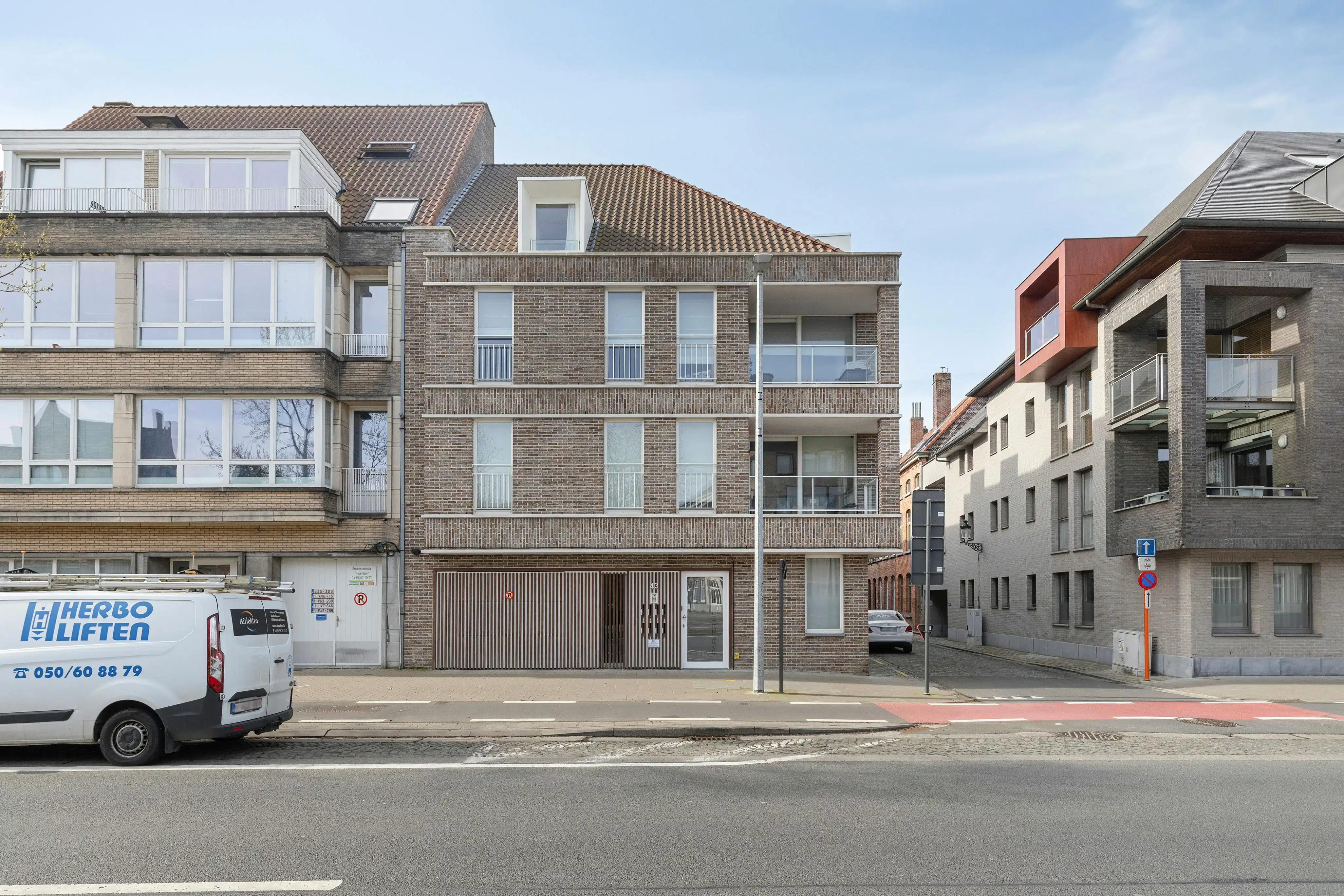 Luxueus appartement met 2 slaapkamers te koop in Brugge foto {{pictureIndex}}