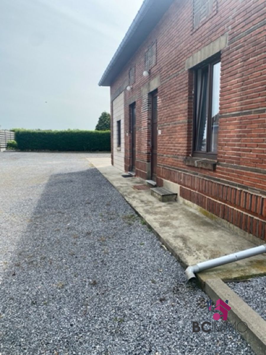 Ruime woning in Opoeteren te Maaseik foto 20