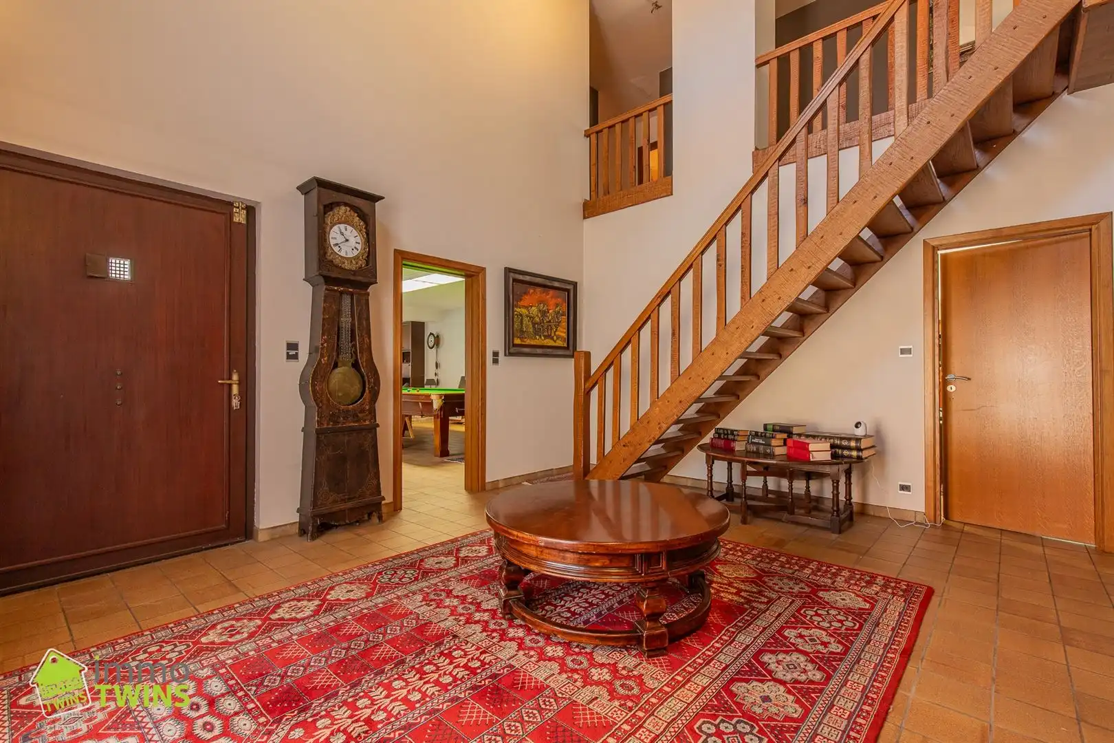 Uitzonderlijk ruime en veelzijdige praktijkwoning / cohousing met tal van mogelijkheden foto 3