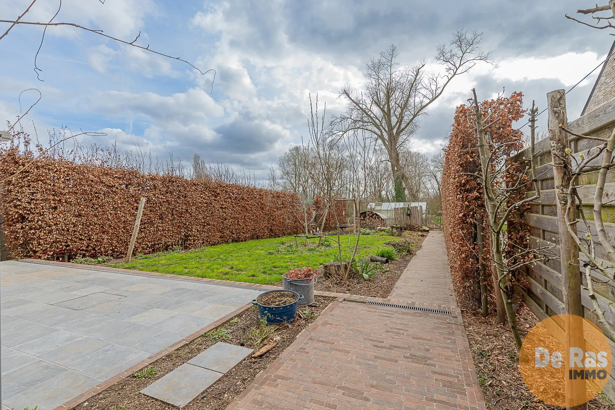 HAALTERT - woning met 3 slpk en leuke tuin! foto 16