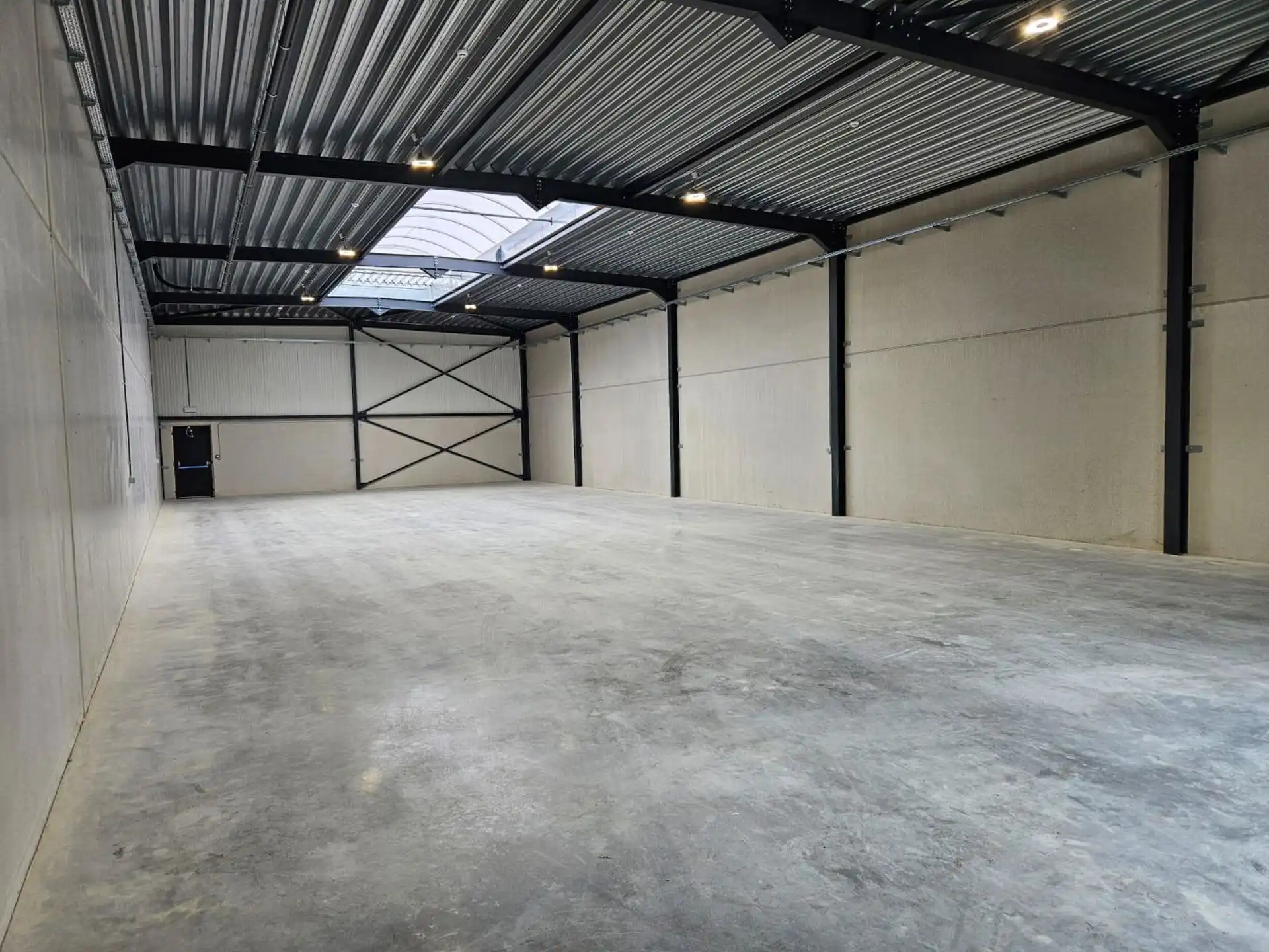 KMO-unit te huur in Tessenderlo - 350m² foto 4