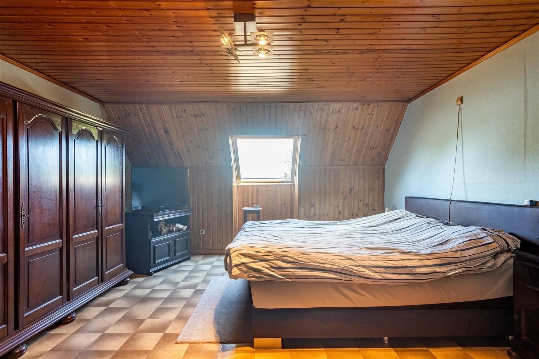 Landelijke woning met potentieel foto 17