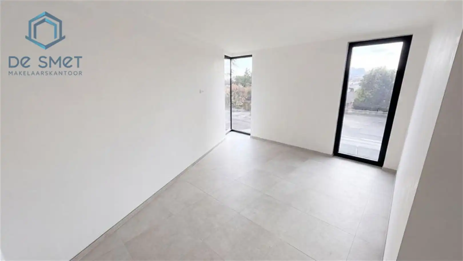 INSTAPKLAAR DAKAPPARTEMENT MET 2 SLAAPKAMERS, ZONNEPANELEN & MOGELIJKHEID TOT EXTRA RUIMTE foto 18