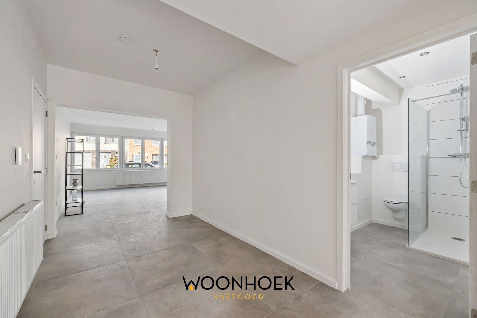 Gerenoveerd appartement op toplocatie te Belsele! foto 7