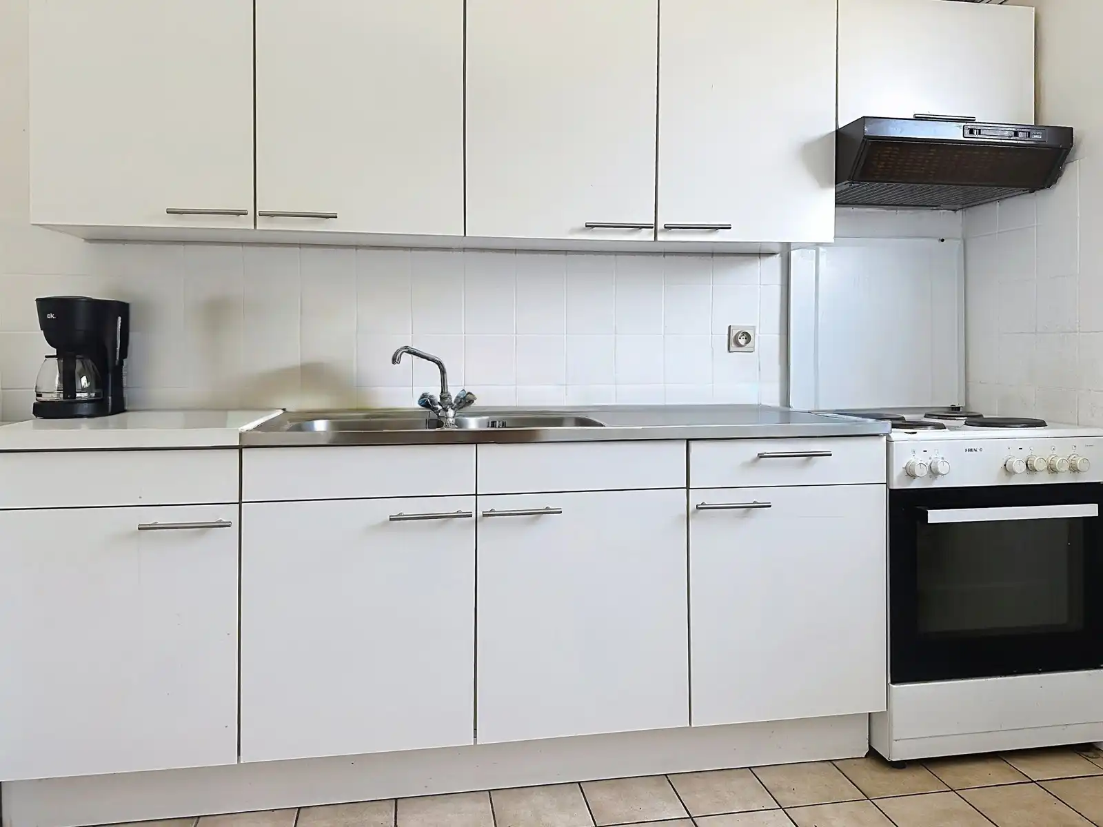 Hoekappartement met 2 slaapkamers en terras met groen zicht — Aartselaar centrum foto 6