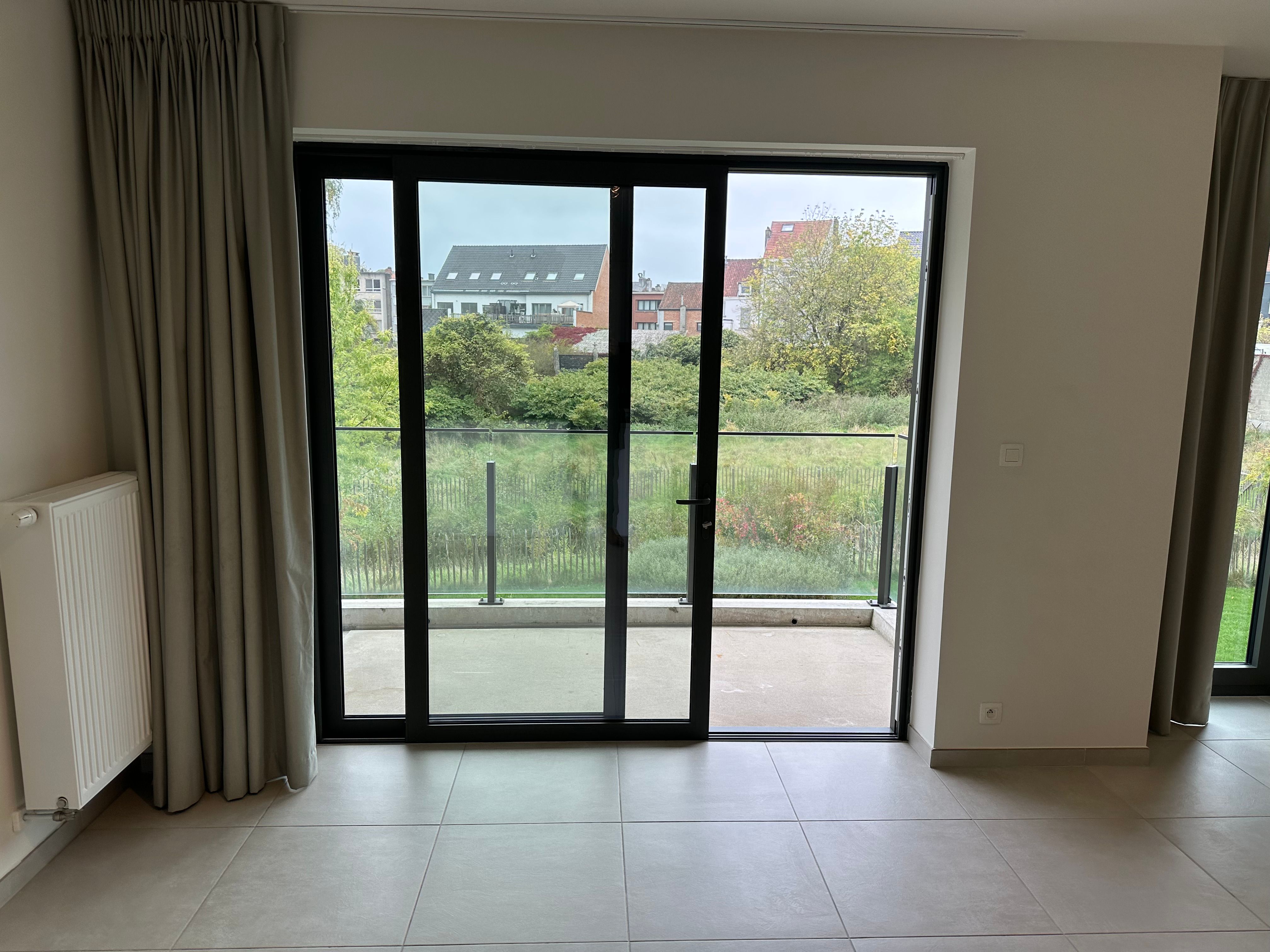 Te huur – Prachtig 2-slaapkamerappartement in Strombeek-Bever (Residentie Kloosterveld) foto {{pictureIndex}}
