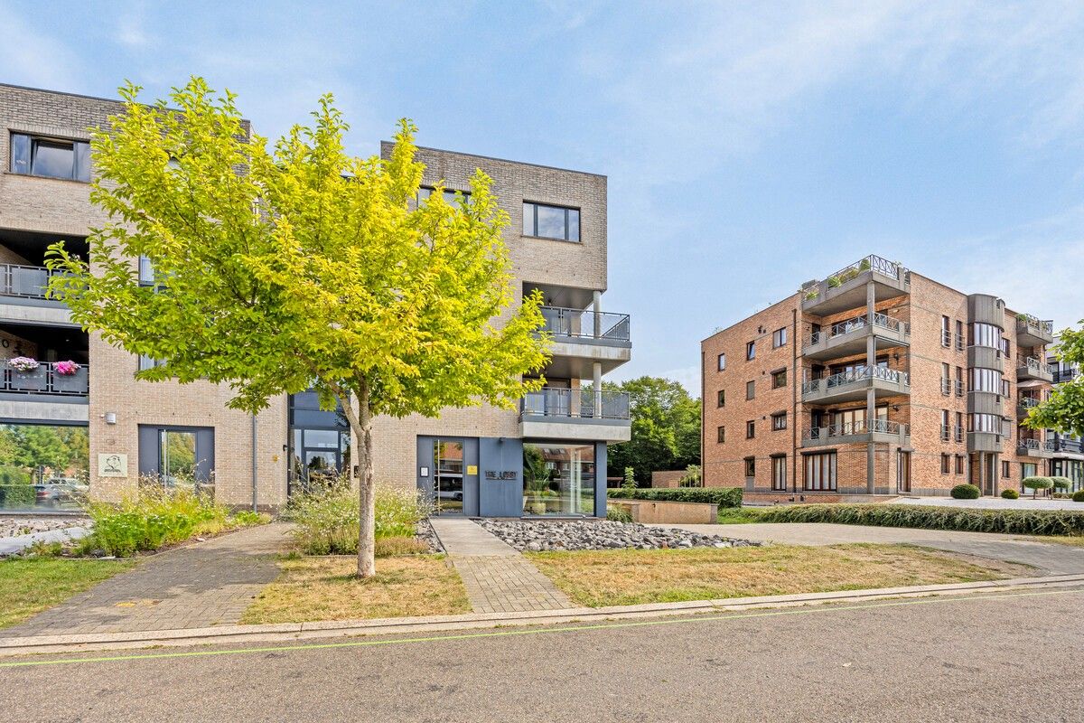 Prachtig ingerichte kapperszaak op een toplocatie aan de rand van het centrum van Genk! foto 2