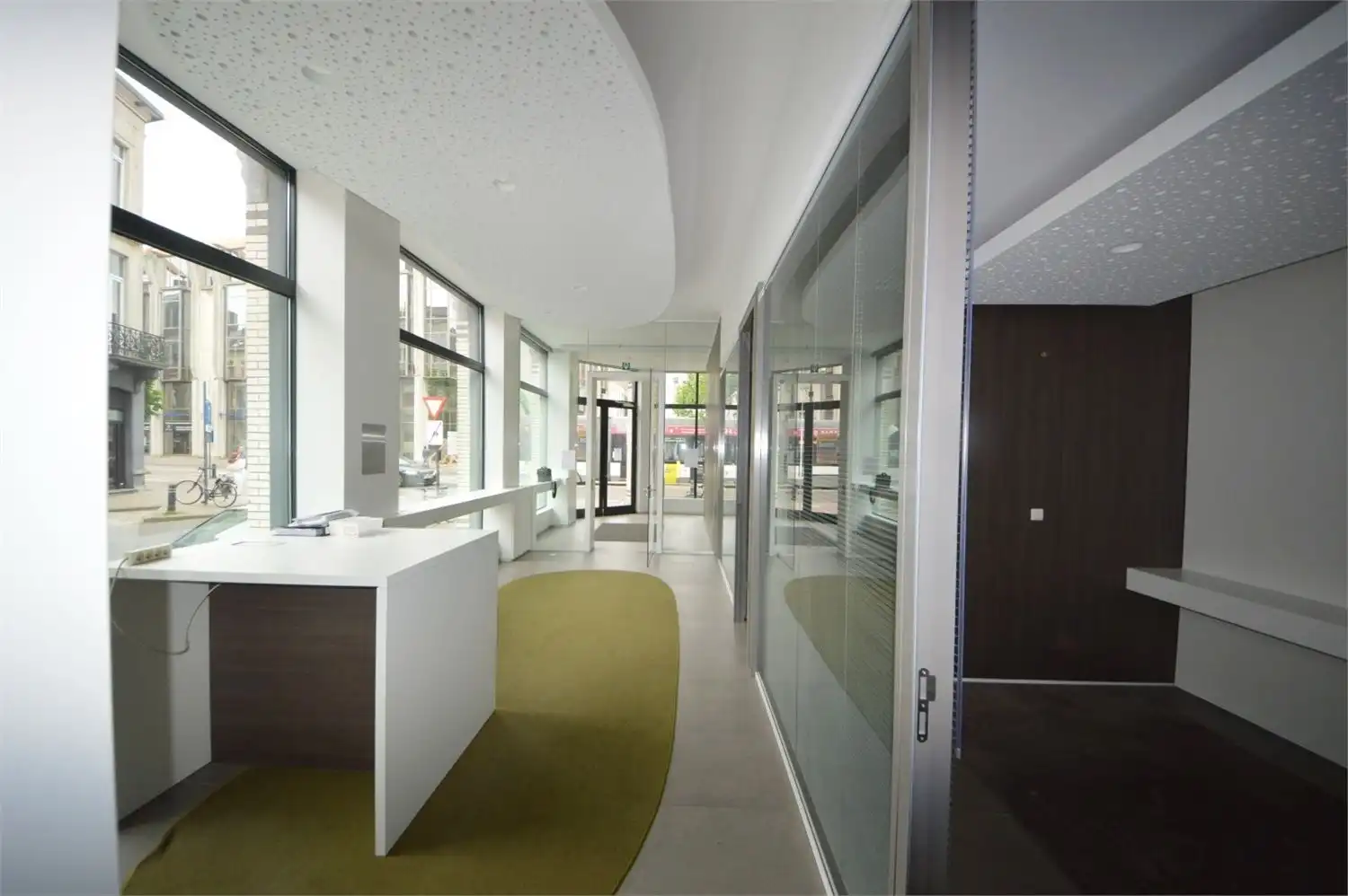 POLYVALENT HOEKPAND KORTRIJKSESTEENWEG GENT foto 9