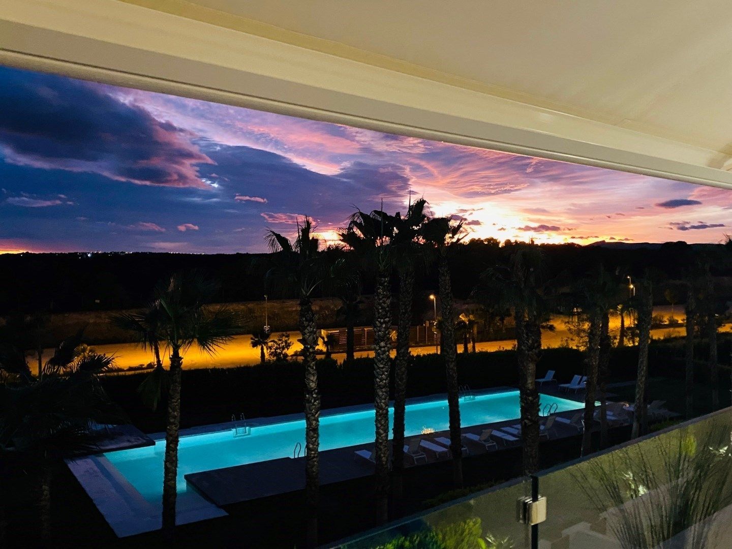 Perfect gelegen penthouse met zeezicht te Las Colinas (Alicante) foto 19