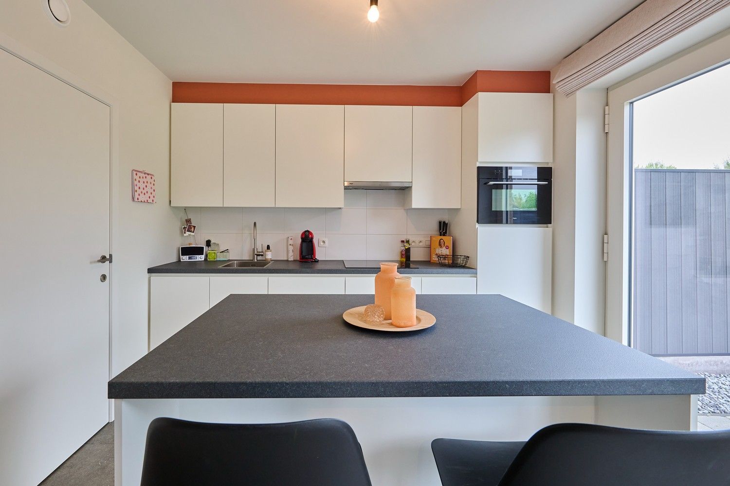 Moderne nieuwbouw woning - instapklaar en energiezuinig foto 7