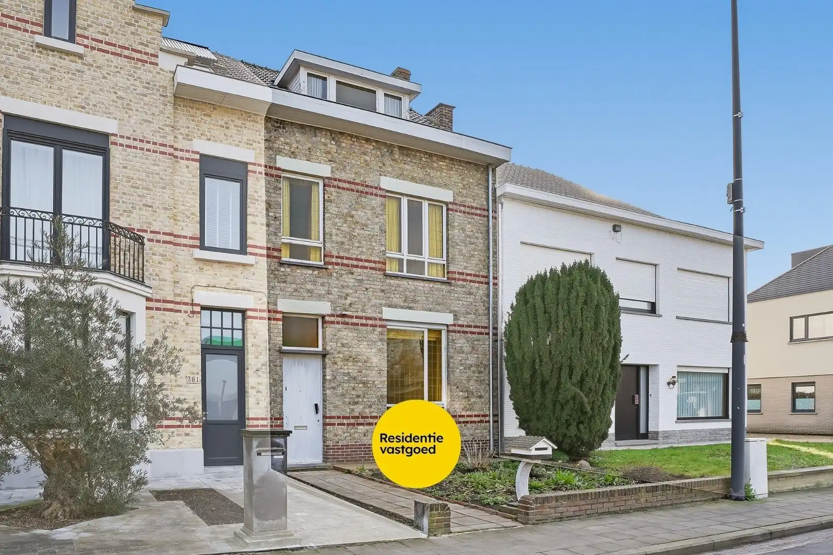 Renovatiewoning met 5 slaapkamers en zonnige tuin in het centrum van Woumen (Diksmuide) foto 12
