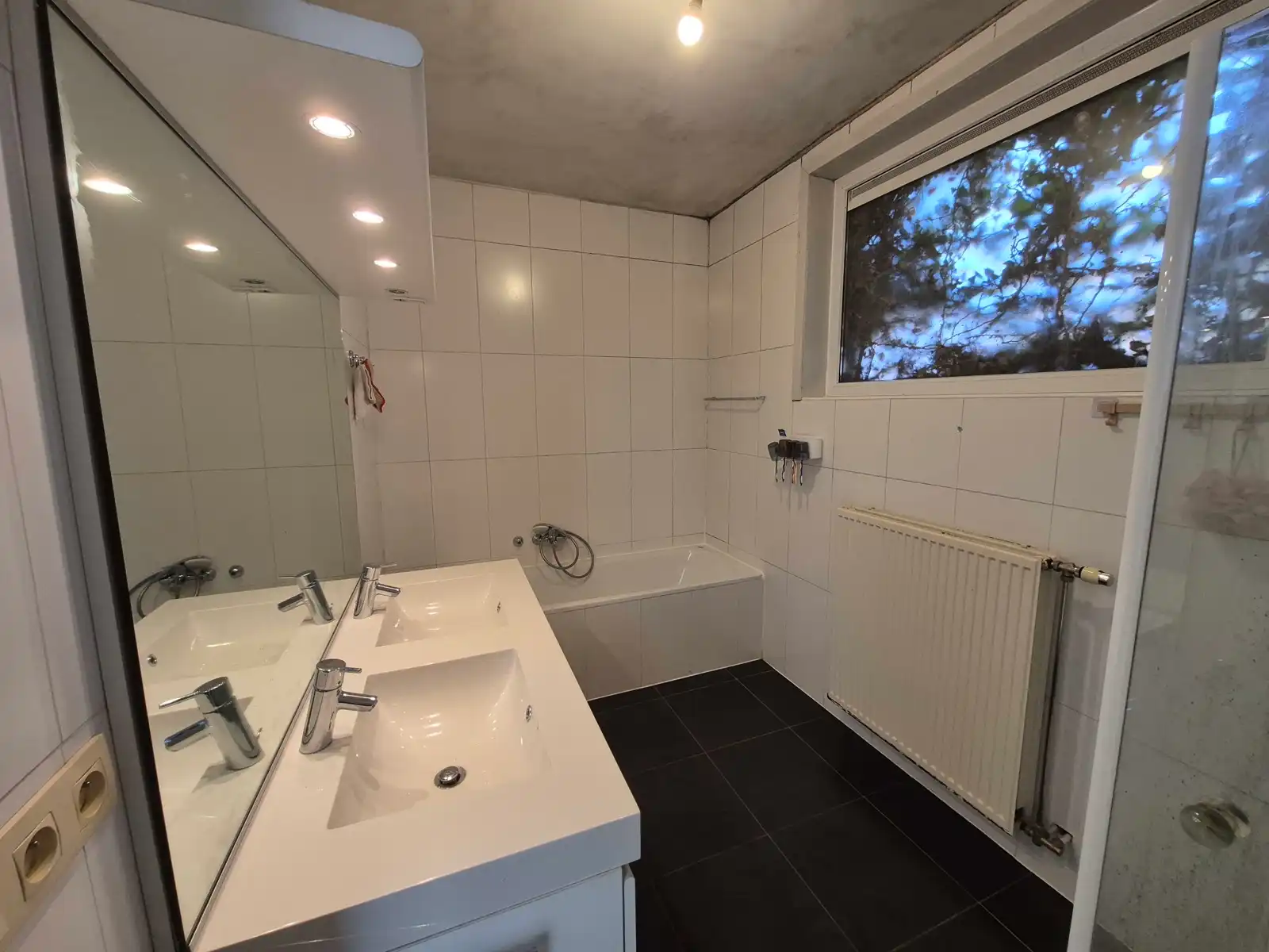 Comfortabel 2-slaapkamer appartement met veel ruimte foto 10