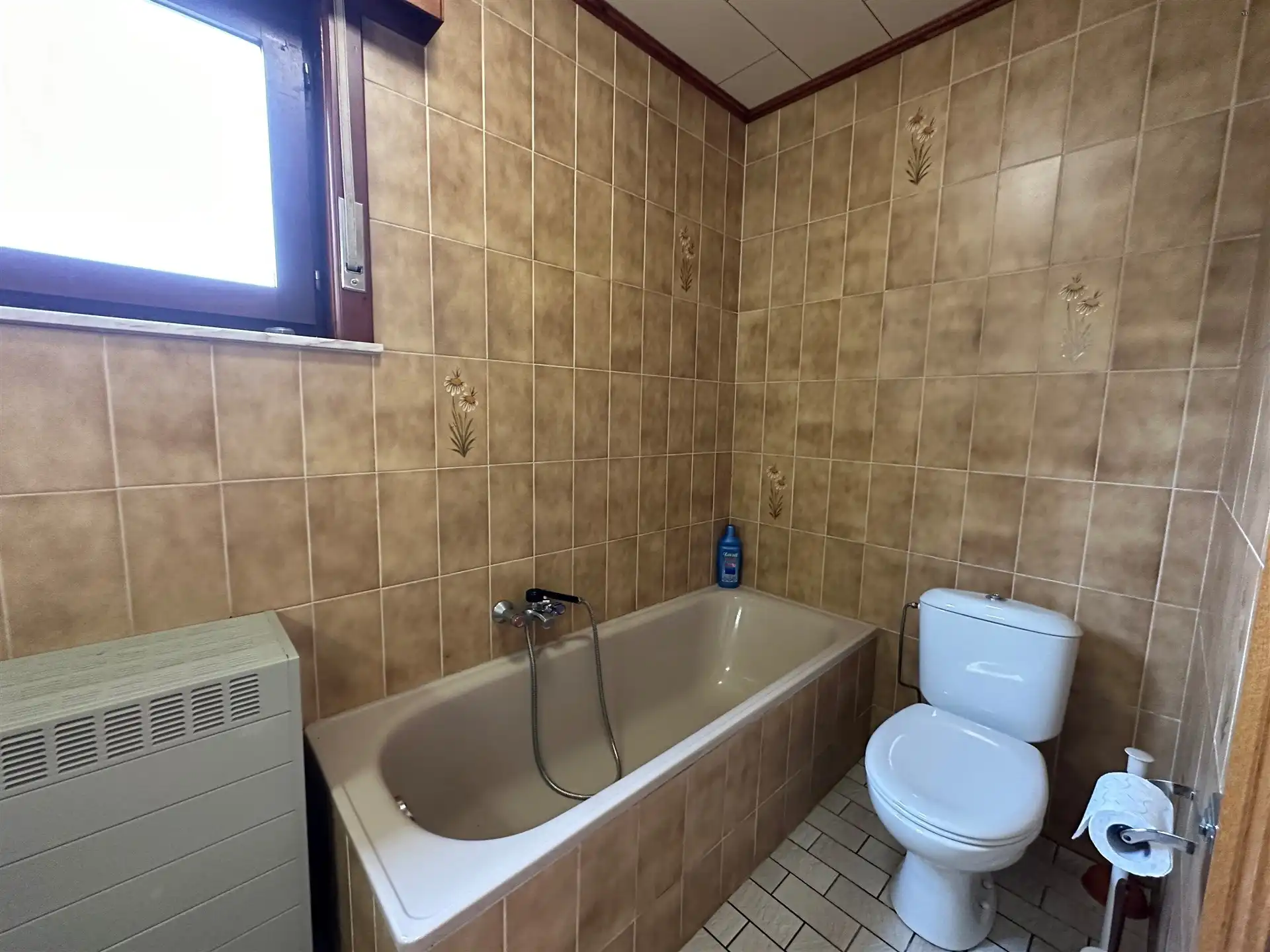 Centraal gelegen woning + garage op 281m² grond foto 12