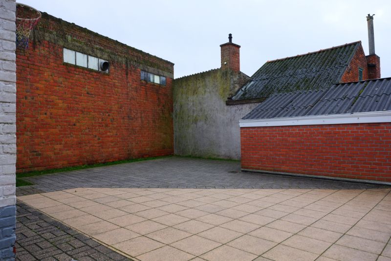 Polyvalent gebouw, momenteel buitenschoolse kinderopvang foto 7