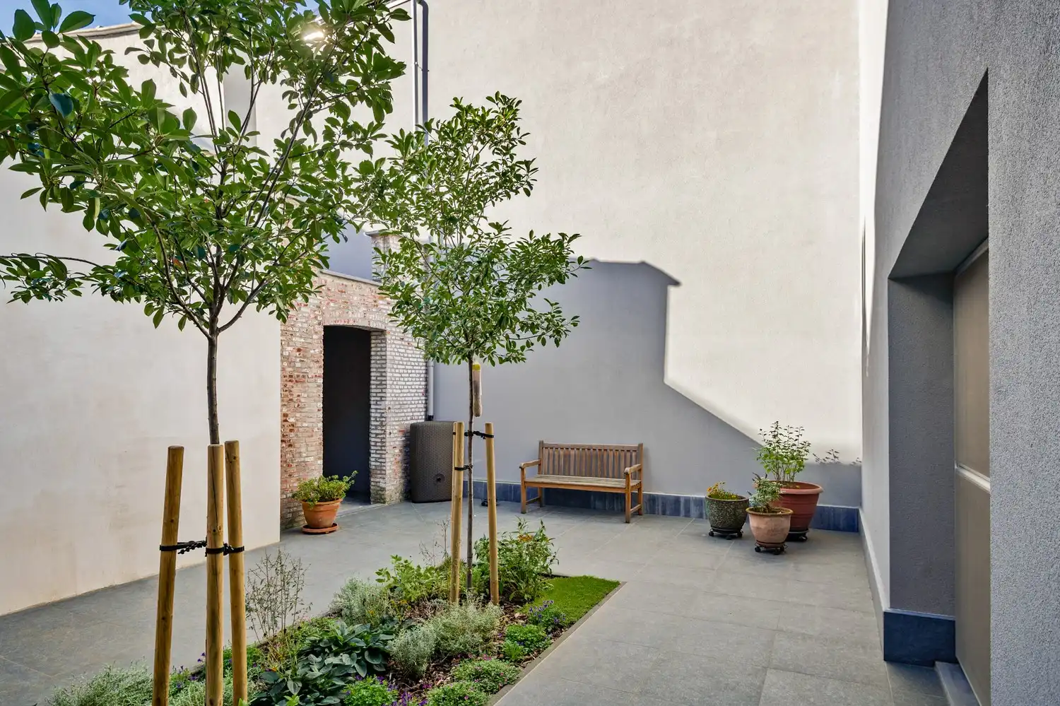 Ruime stadswoning met 4-5 slaapkamers, garage, sauna en buitenruimte! foto 28