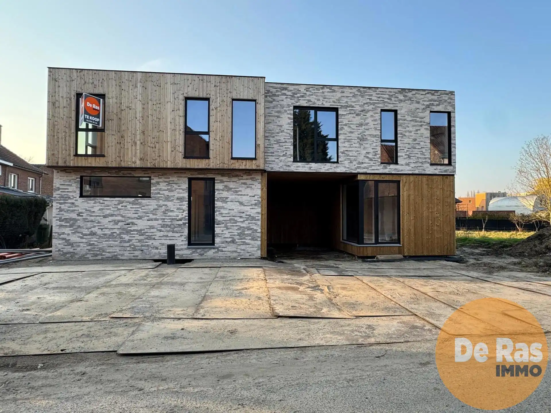 EREMBODEGEM -Nieuw project van 3 woningen op rustige locatie foto 2