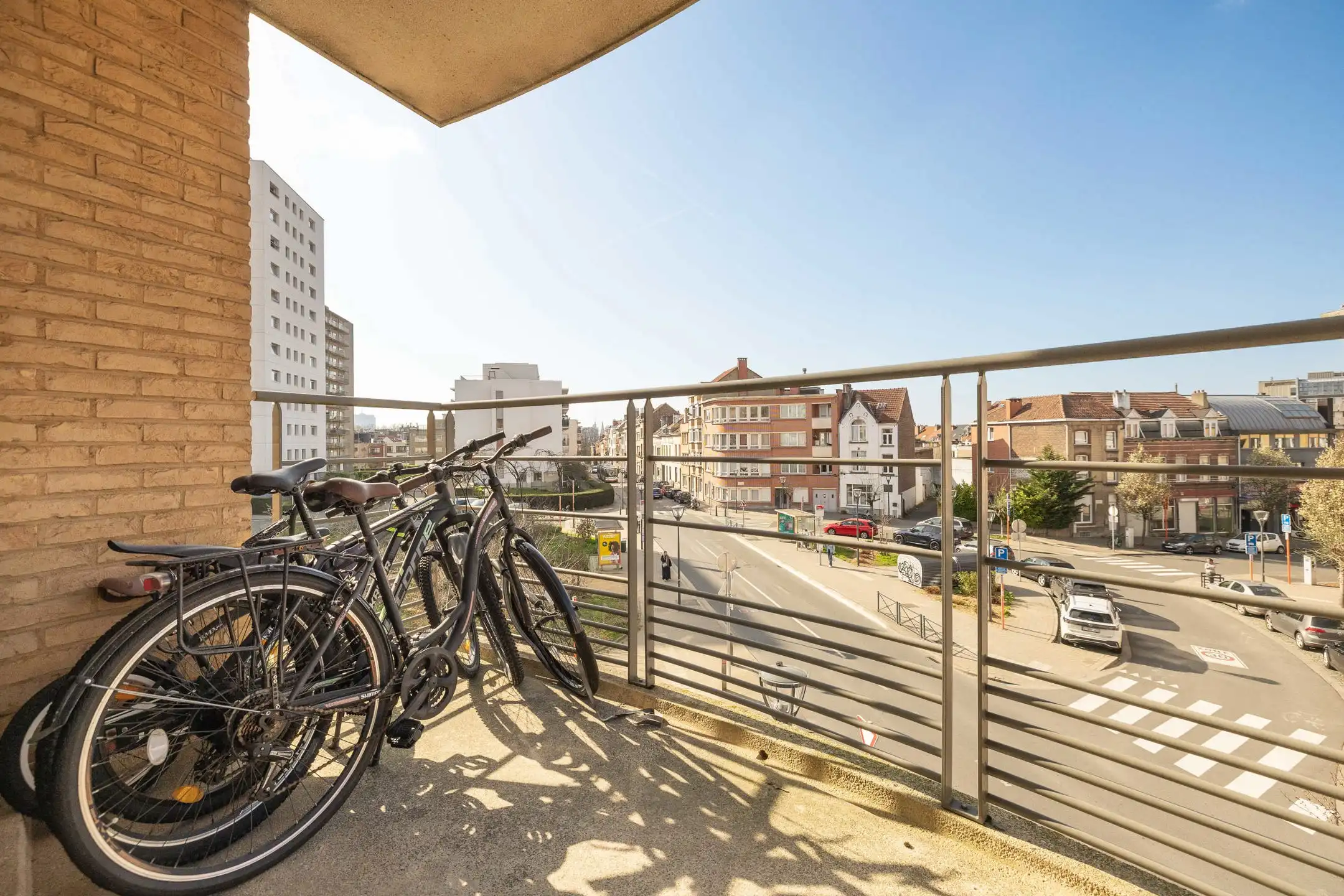 Een rendabel 2-slaapkamerappartement in 1 gegeerde omgeving foto 6