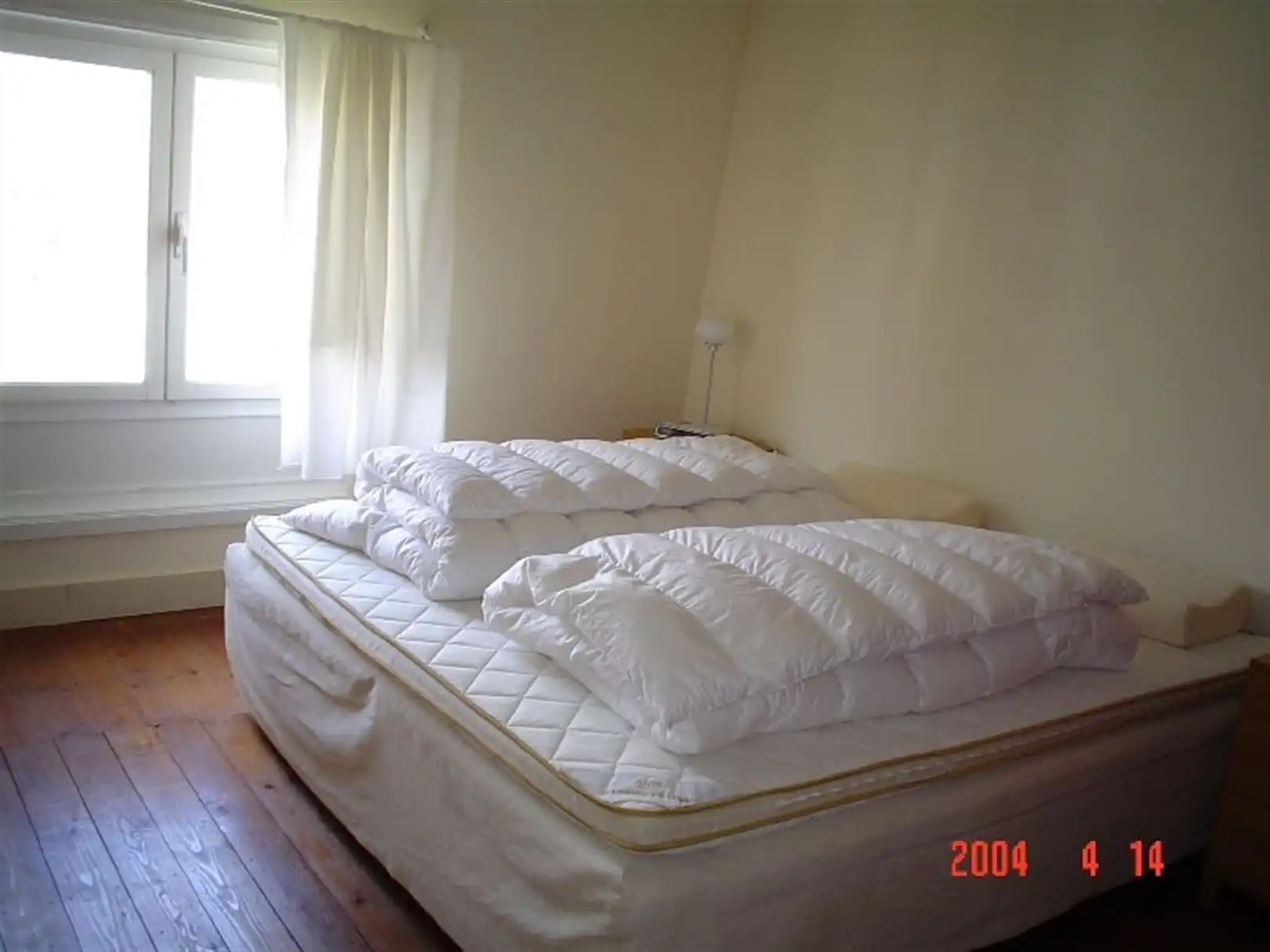 Gemeubeld  2 slaapkamer duplex appartement op 't Zuid! foto 7