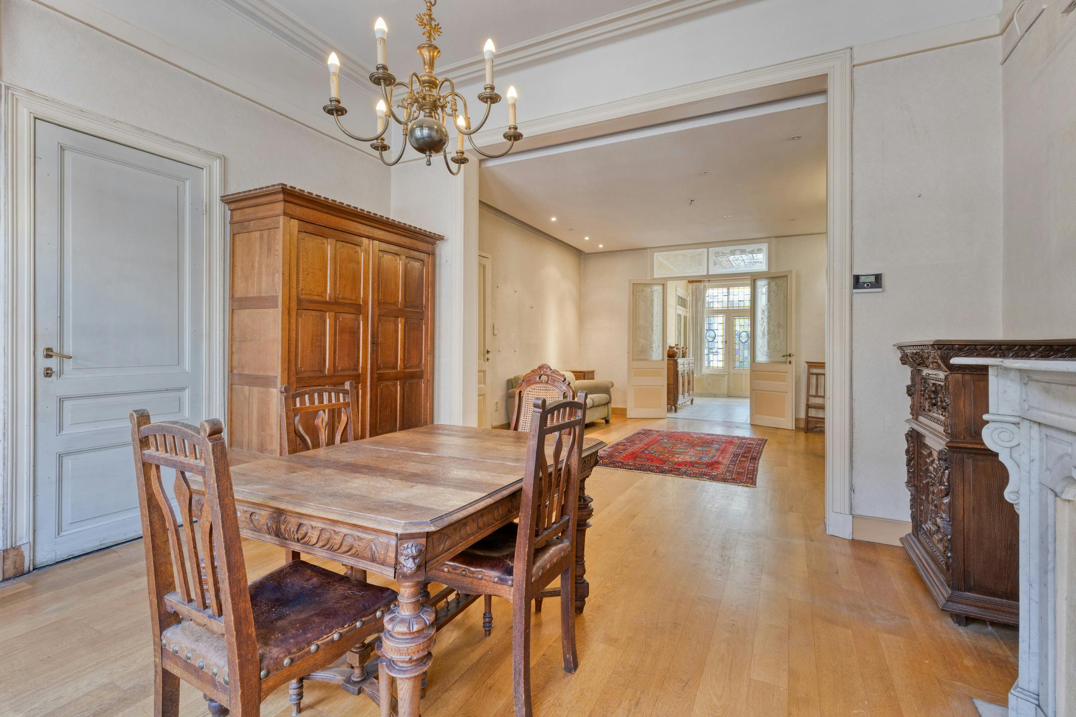 Prachtige herenwoning met 4 slaapkamers te koop in Brugge  foto 3