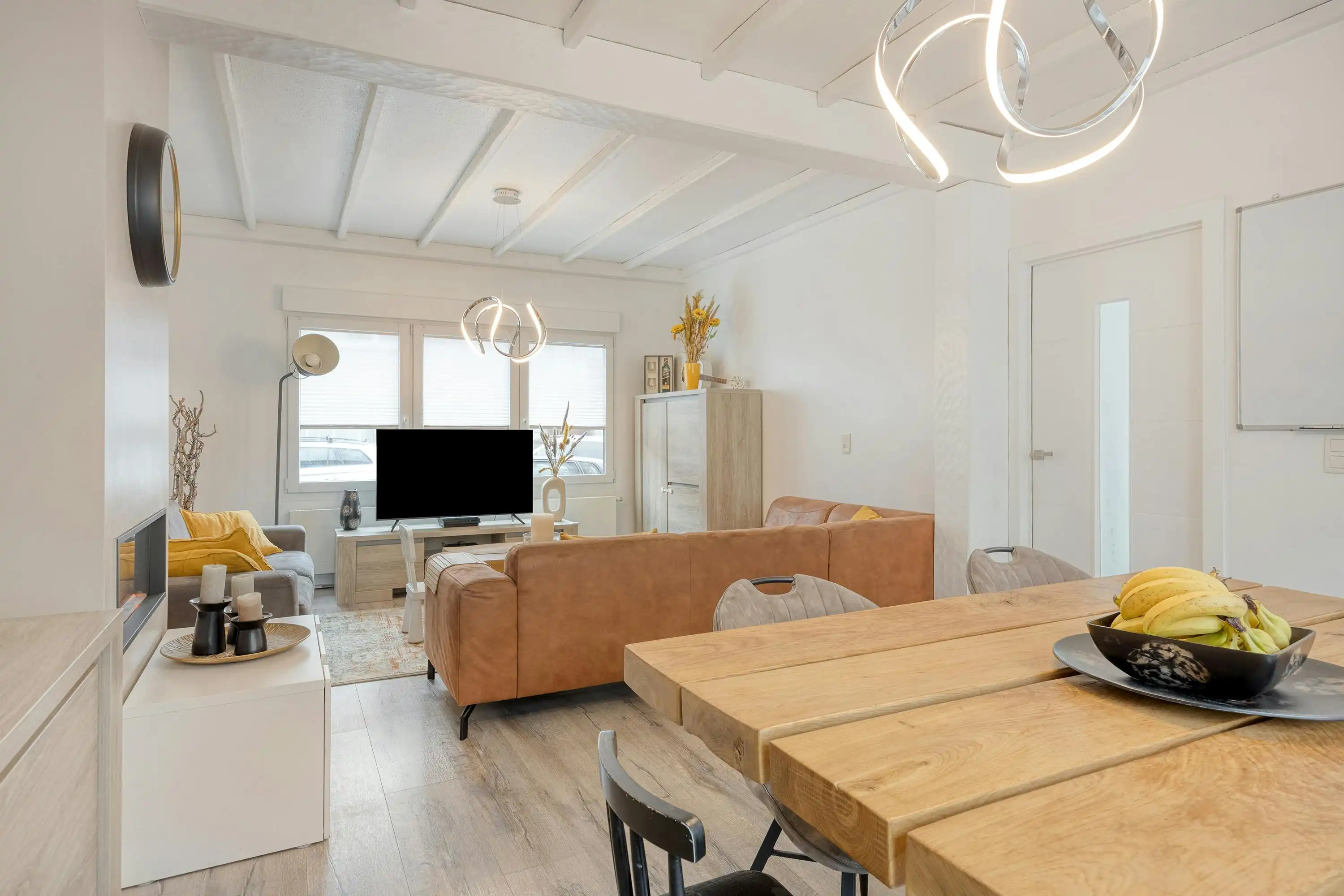 Instapklaar huis met 3 slaapkamers te koop in Merksem foto 5