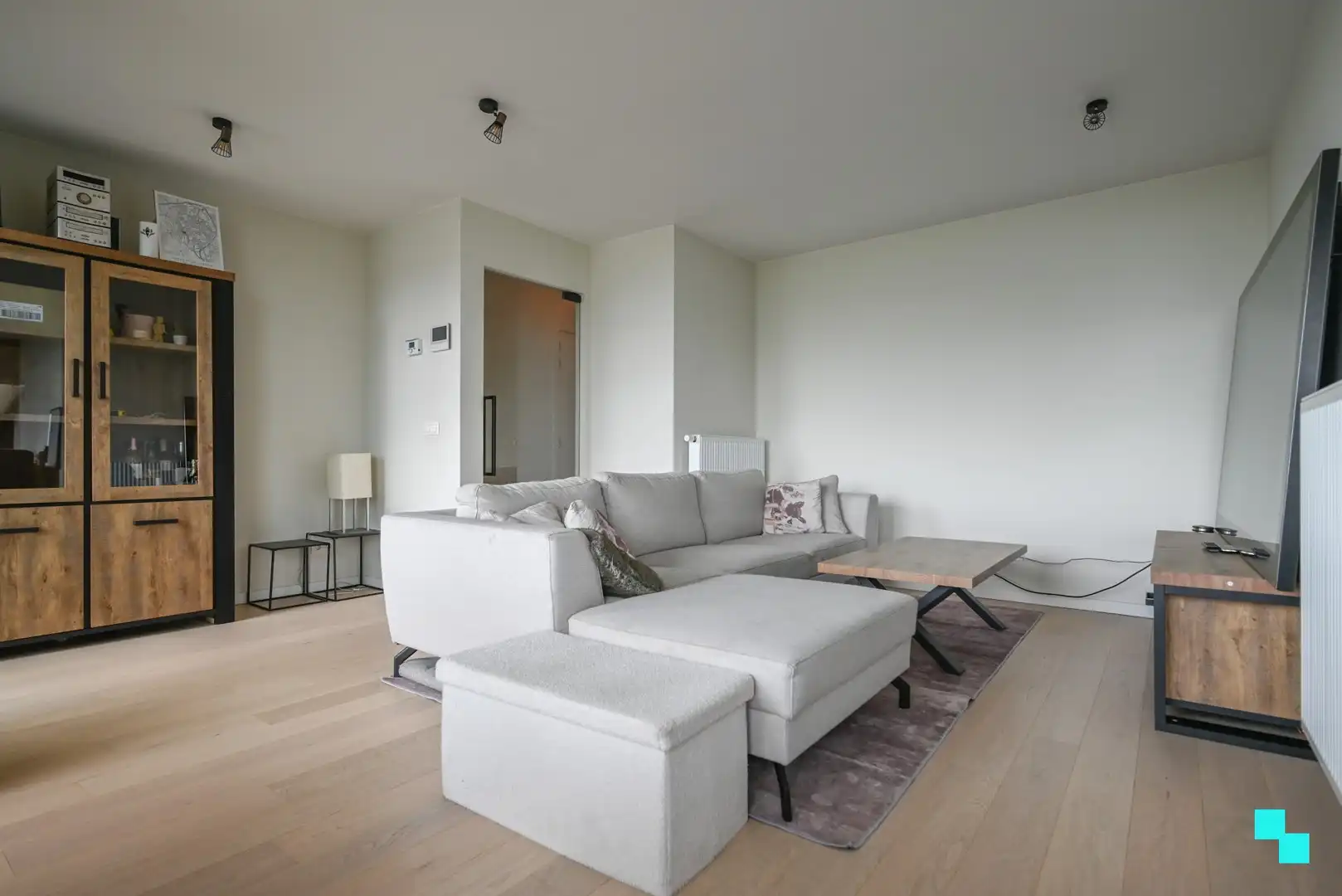 Nieuwbouw tweeslaapkamerappartement met garagebox in centrum Lendelede foto 2