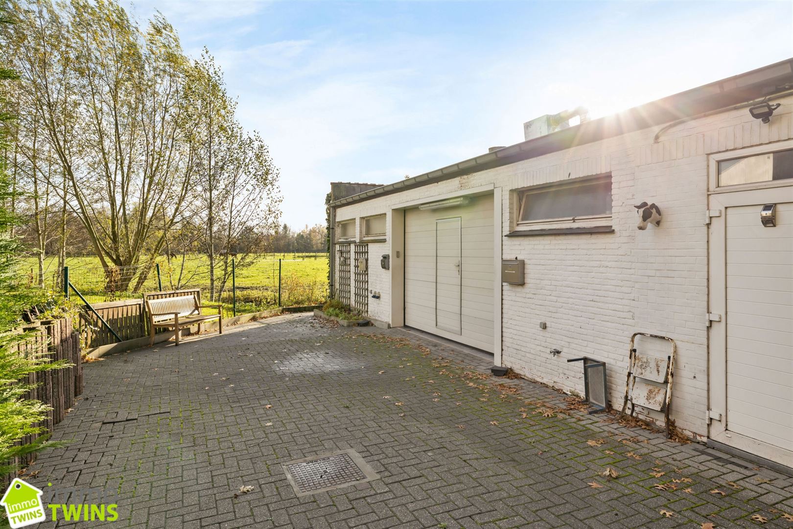 Vrijstaande woning met ruim magazijn en hoogwaardige afwerking foto 46