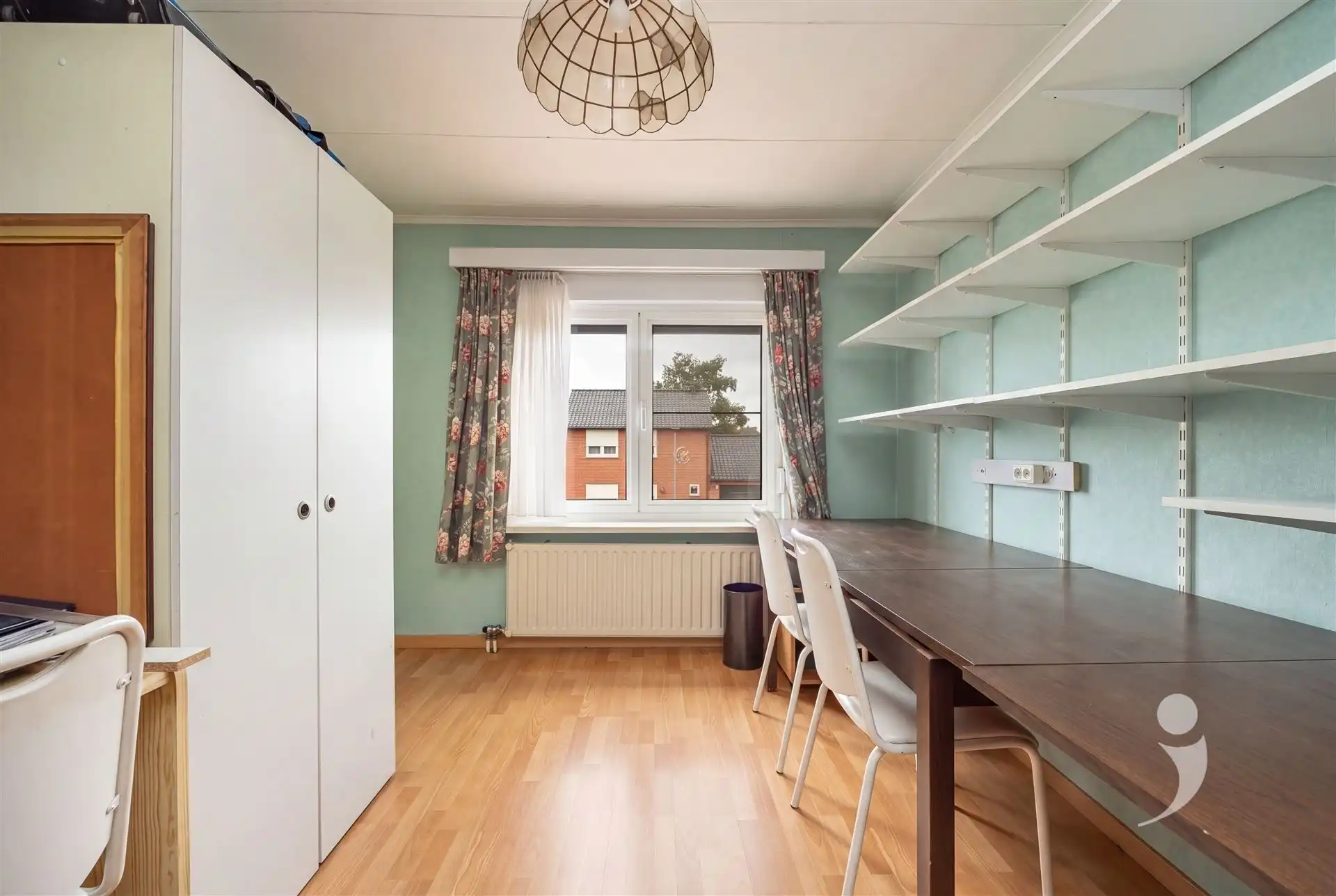 Instapklare woning in zeer rustige woonwijk! foto 15