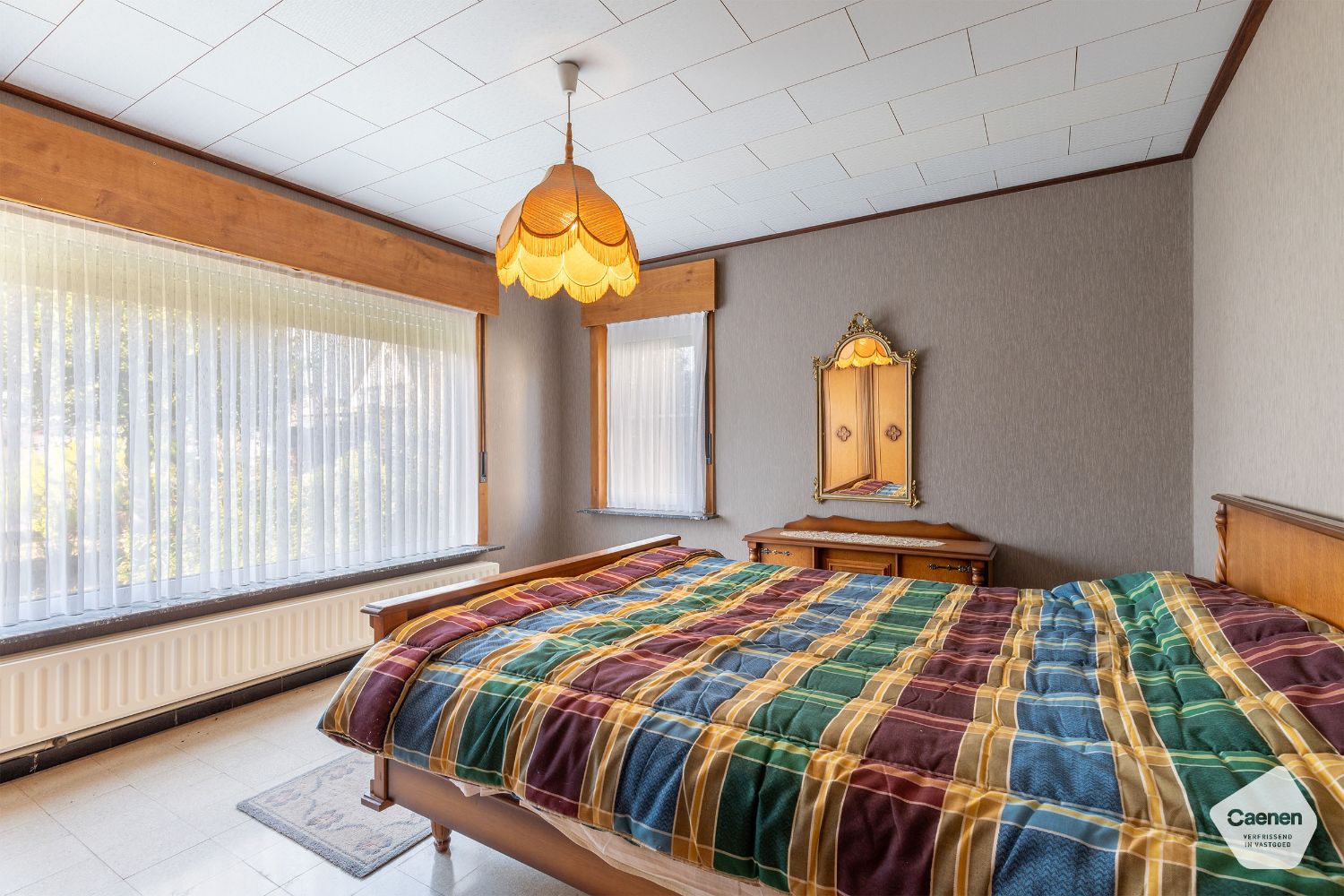 UITNODIGENDE BUNGALOW met 3 mooie slaapkamers, garage en een perceel van 1238 m² foto 14