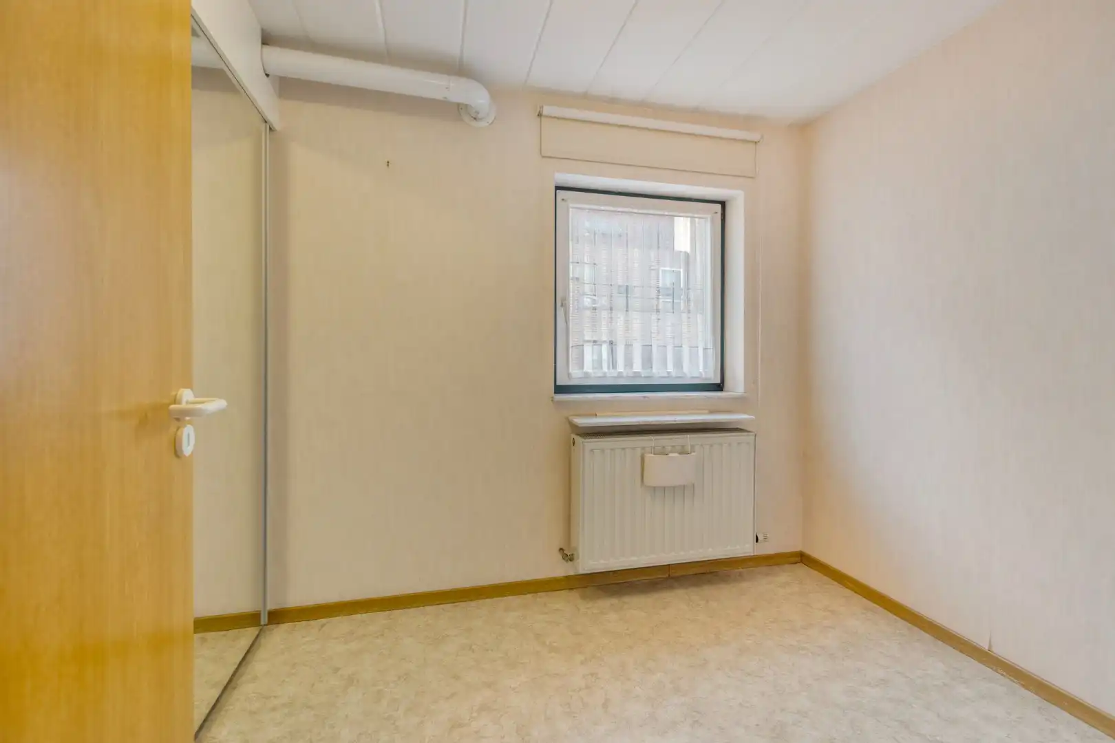 Centraal gelegen appartement met 3 slaapkamers en ruime garage !  foto 17